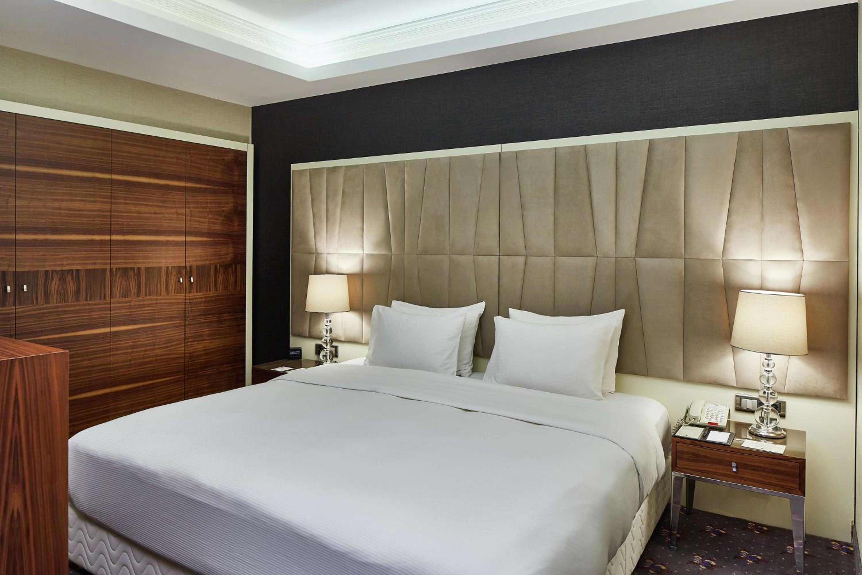 DoubleTree by Hilton Izmir - Alsancak - Image 24
