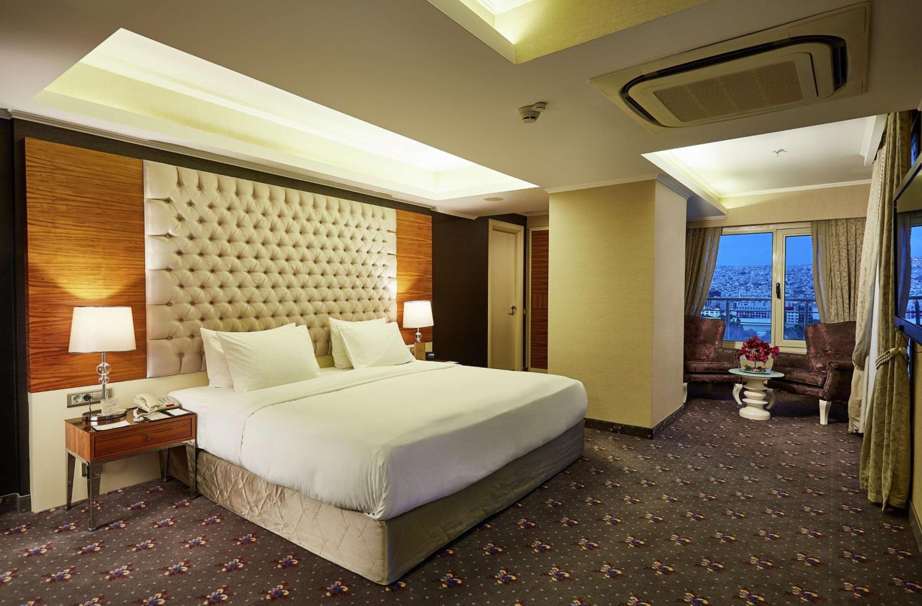 DoubleTree by Hilton Izmir - Alsancak - Image 78