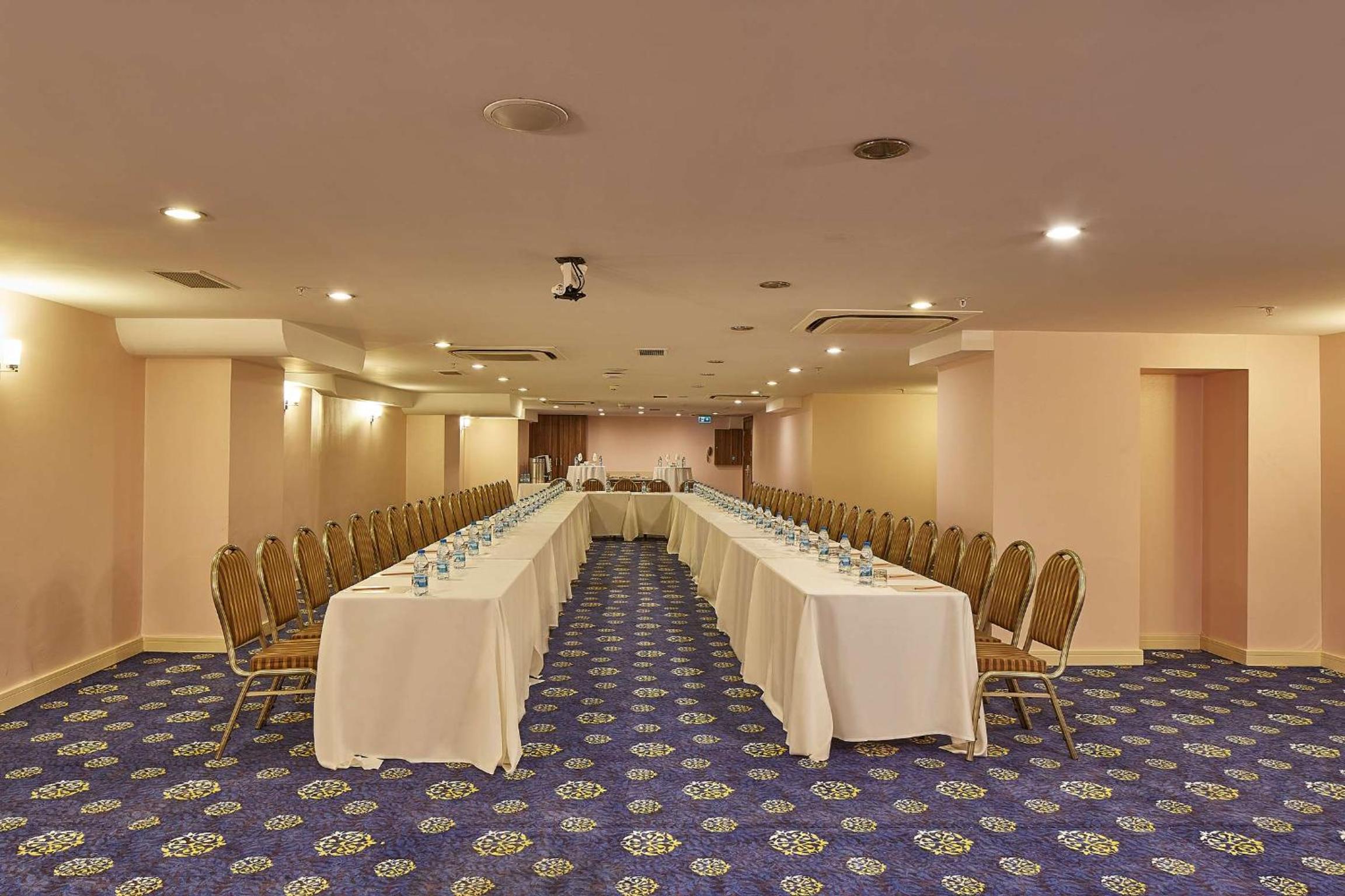 DoubleTree by Hilton Izmir - Alsancak - Image 95