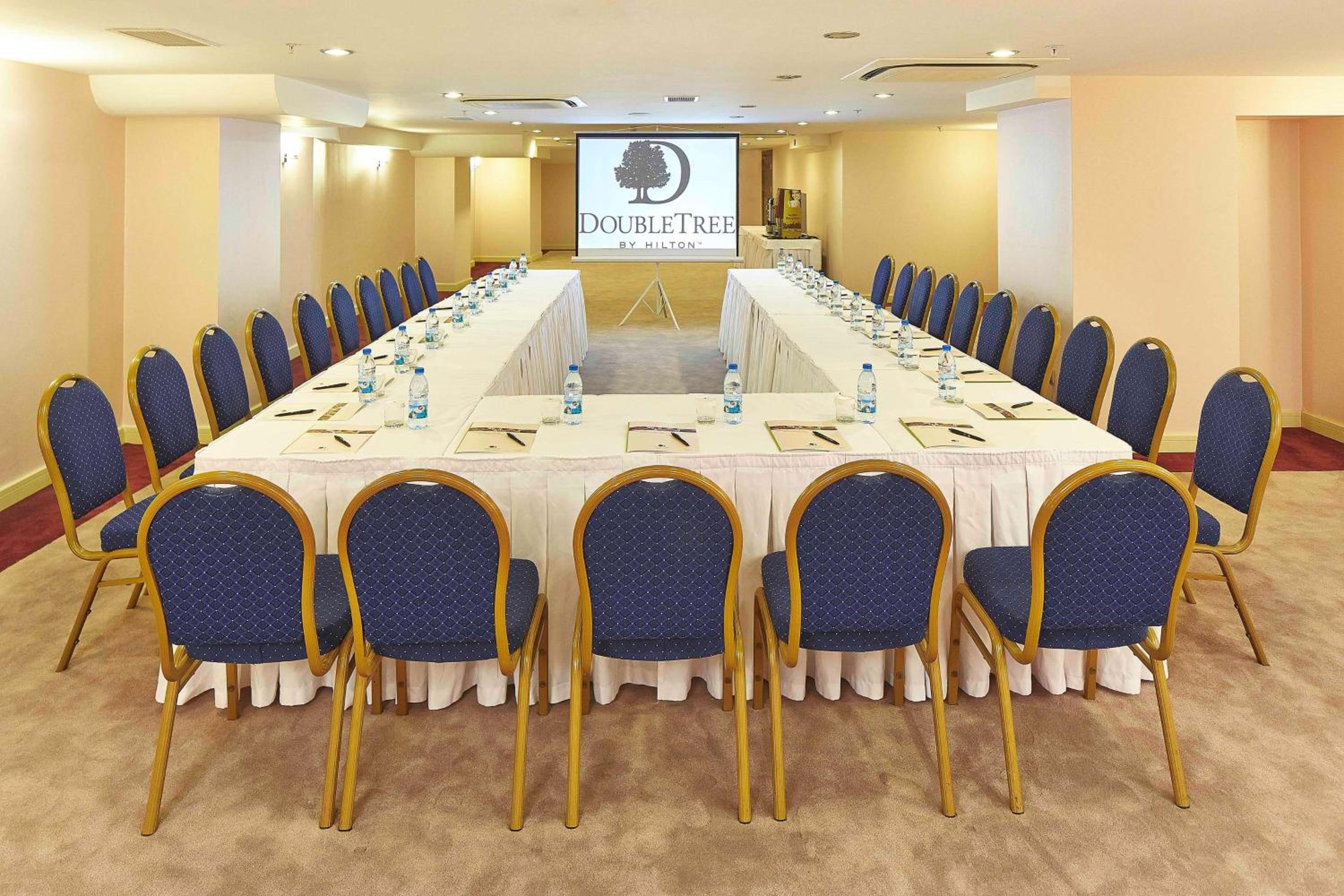 DoubleTree by Hilton Izmir - Alsancak - Image 43