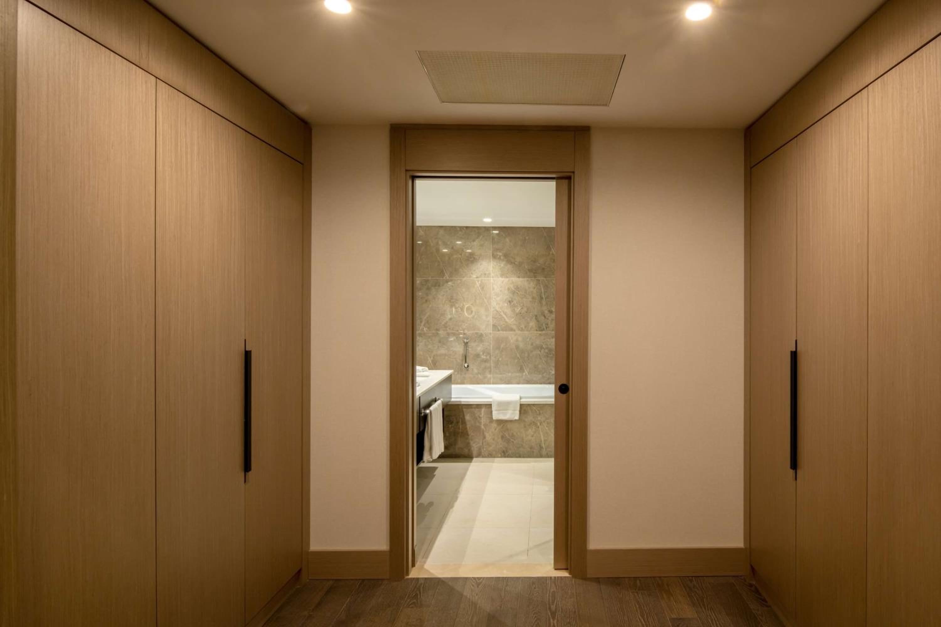 Hilton Mall Of Istanbul - Image 26