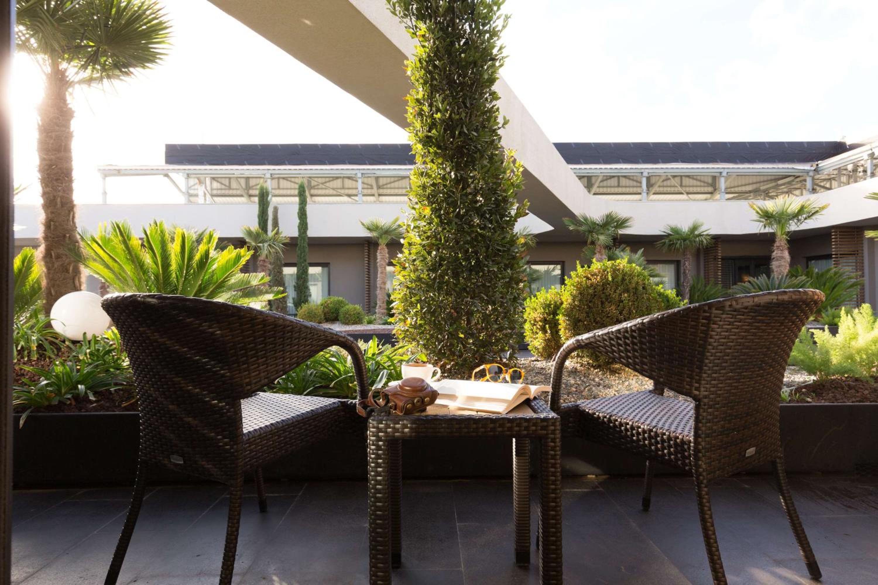 DoubleTree By Hilton Izmir Airport - Image 67