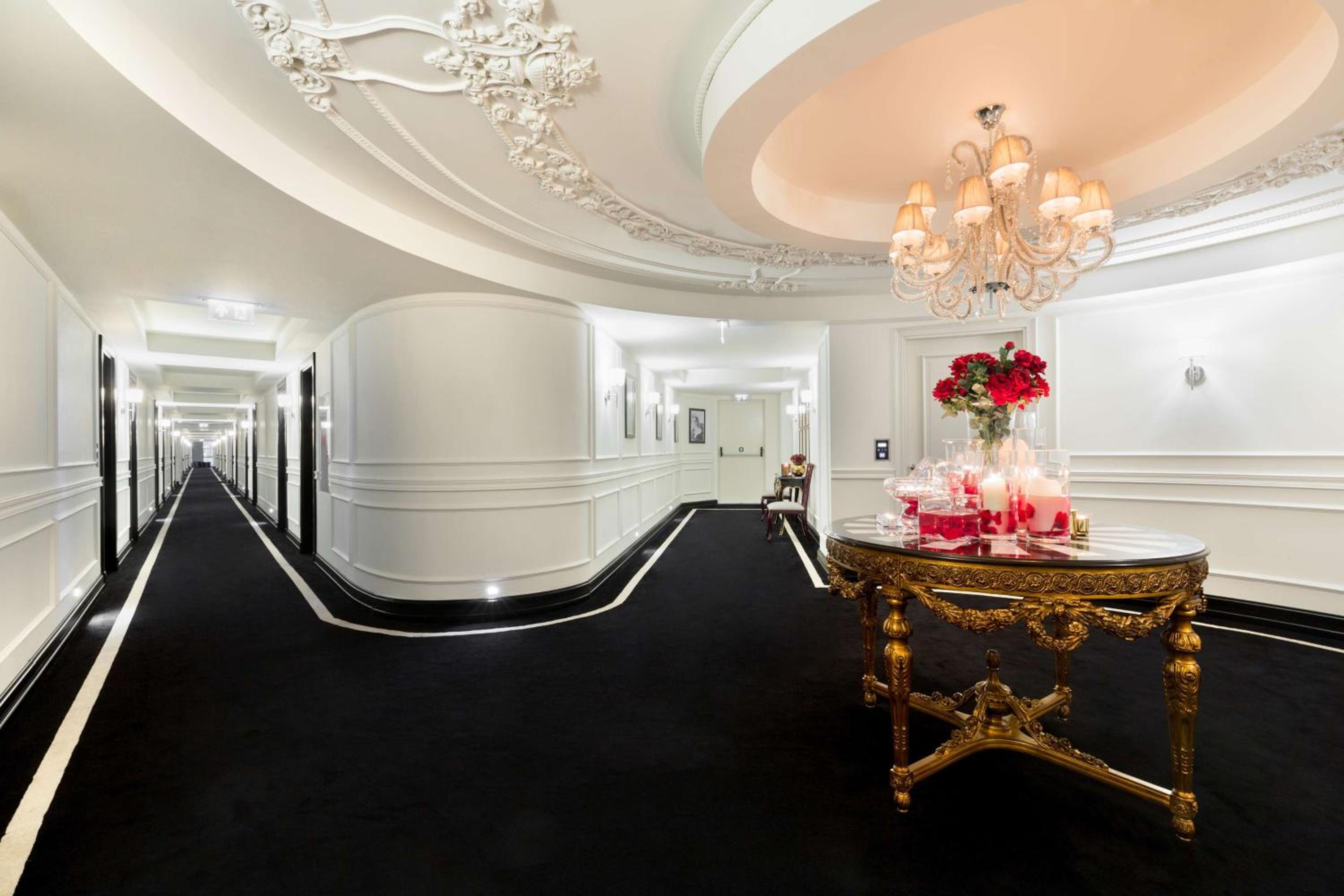 DoubleTree By Hilton Izmir Airport - Image 76