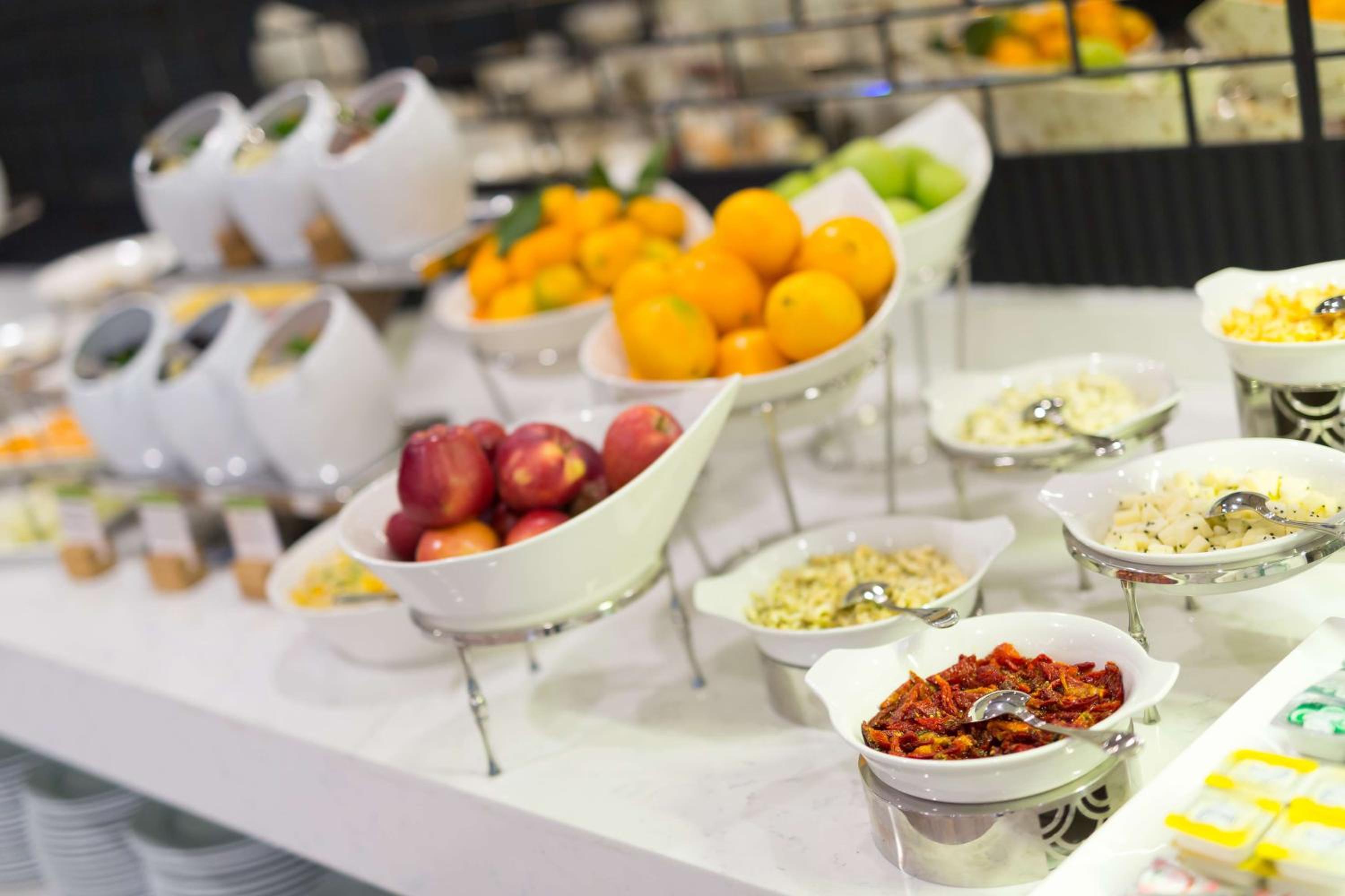 DoubleTree By Hilton Izmir Airport - Image 53