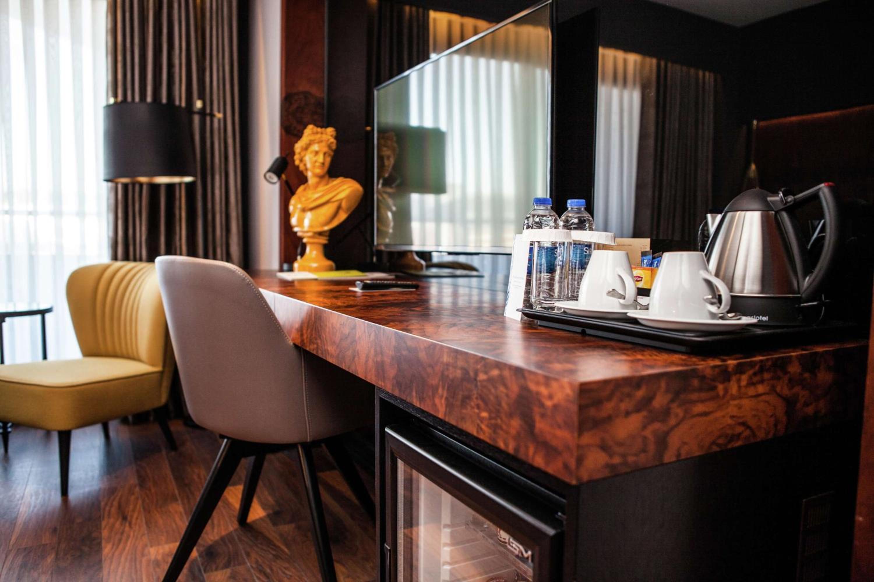 DoubleTree By Hilton Izmir Airport - Image 90