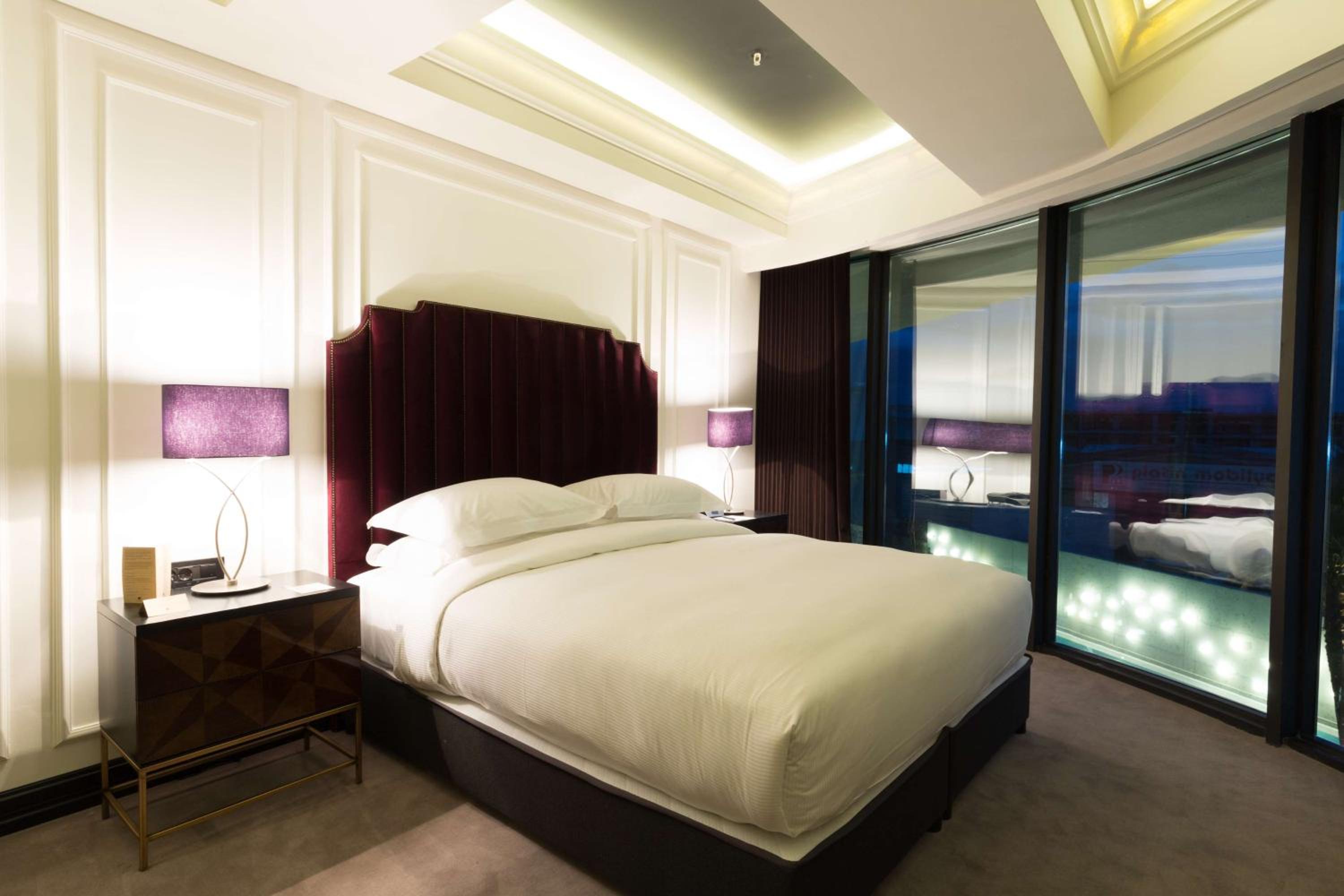 DoubleTree By Hilton Izmir Airport - Image 108