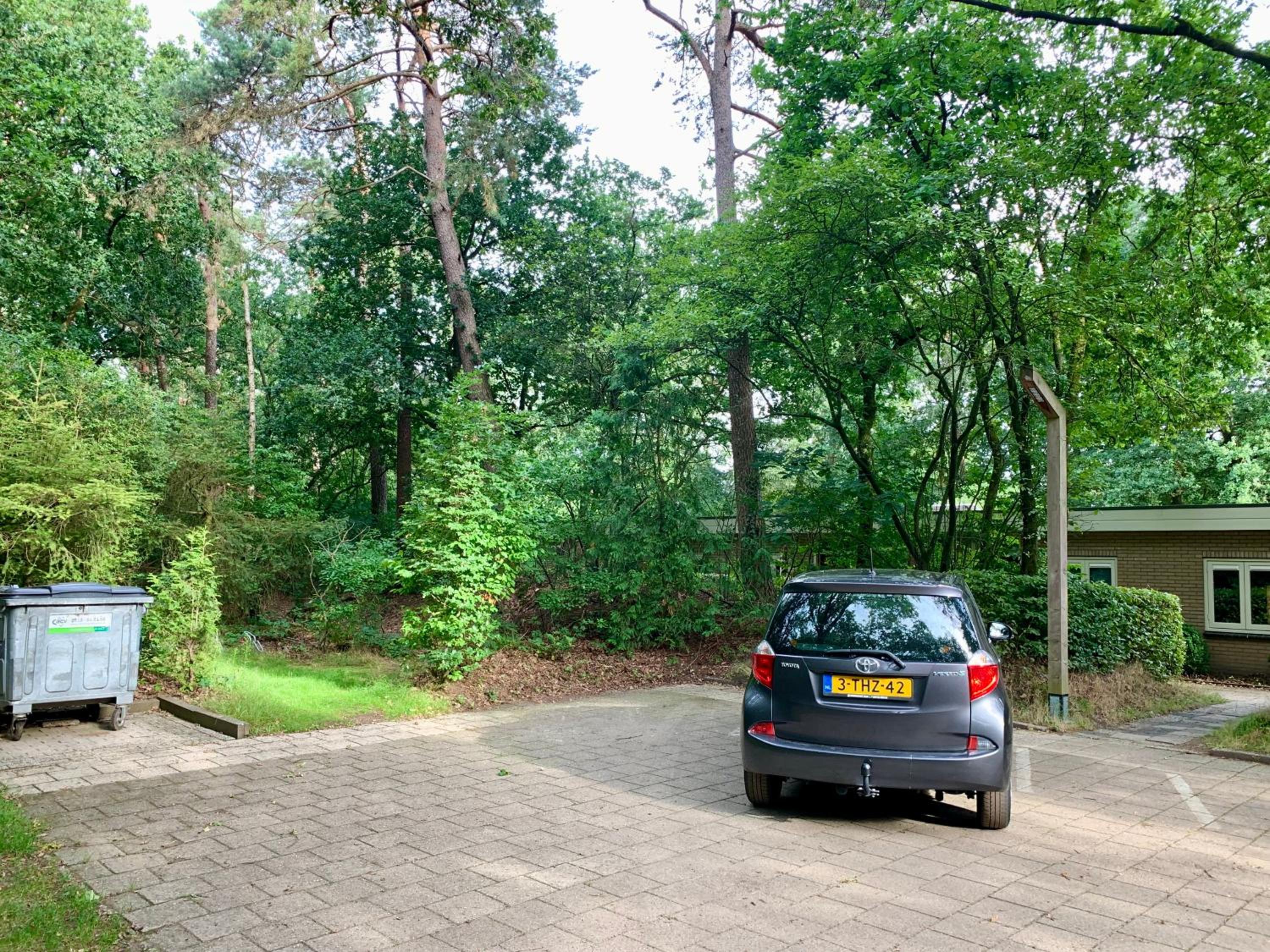 Photo 33