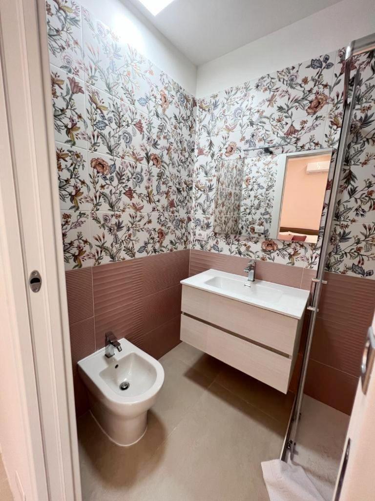 BiRooms