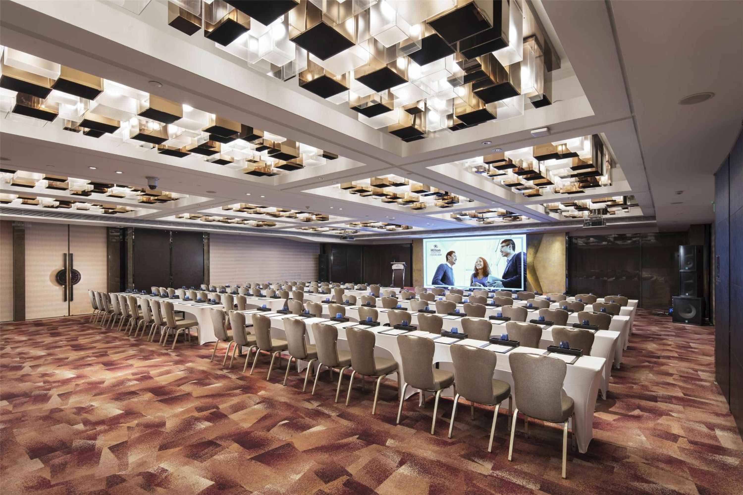 Hilton Guangzhou Tianhe 32
