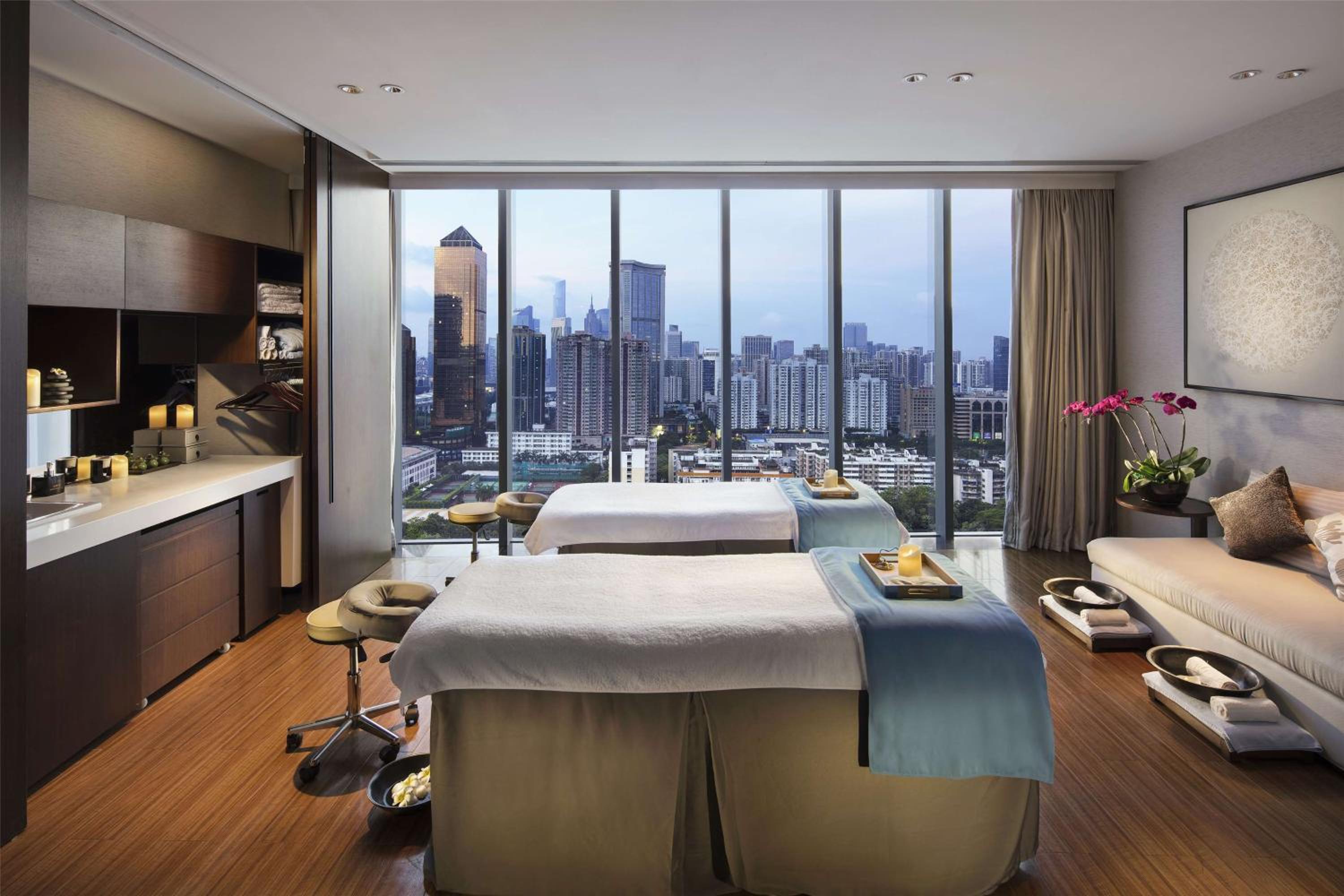 Hilton Guangzhou Tianhe 44