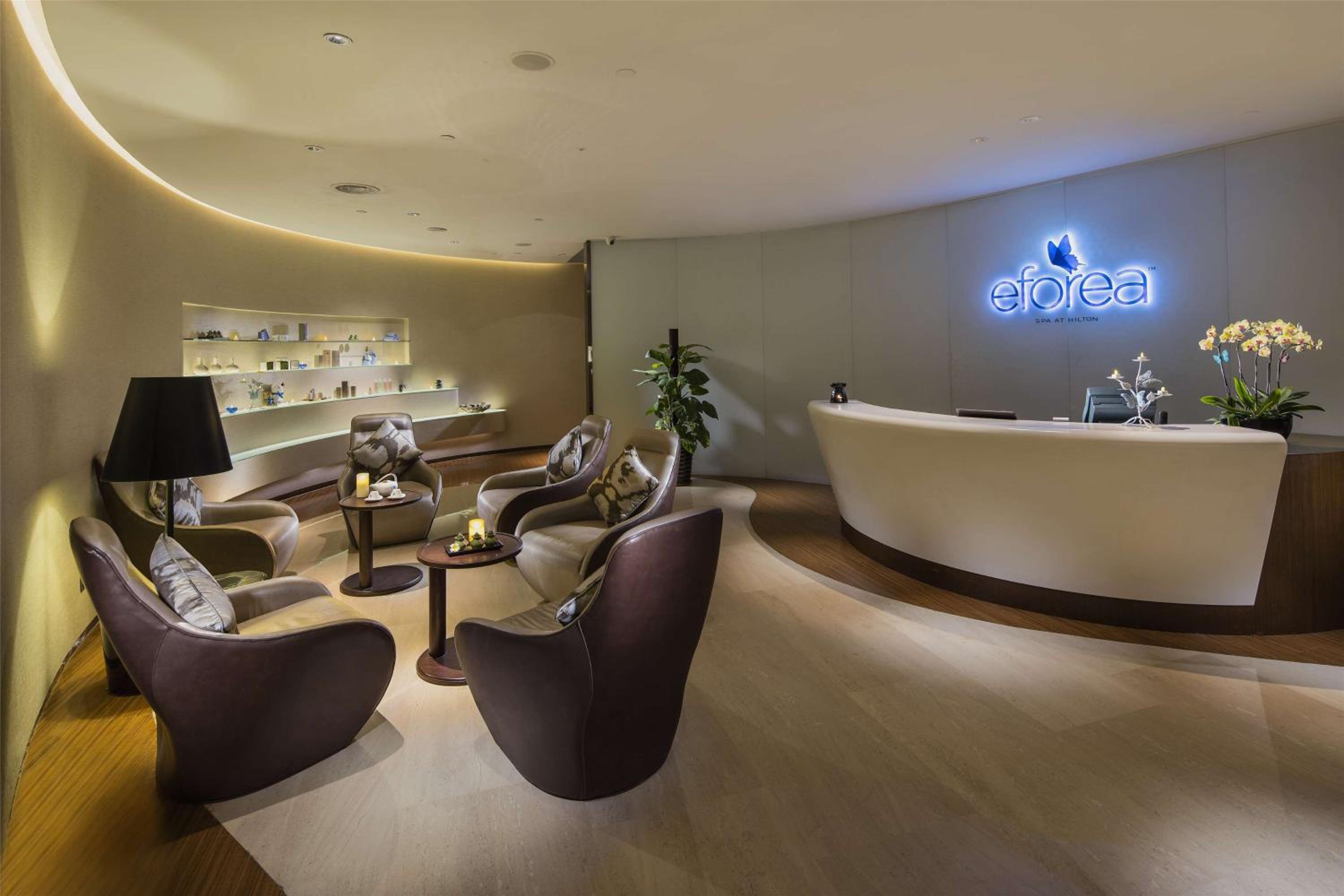Hilton Guangzhou Tianhe 45