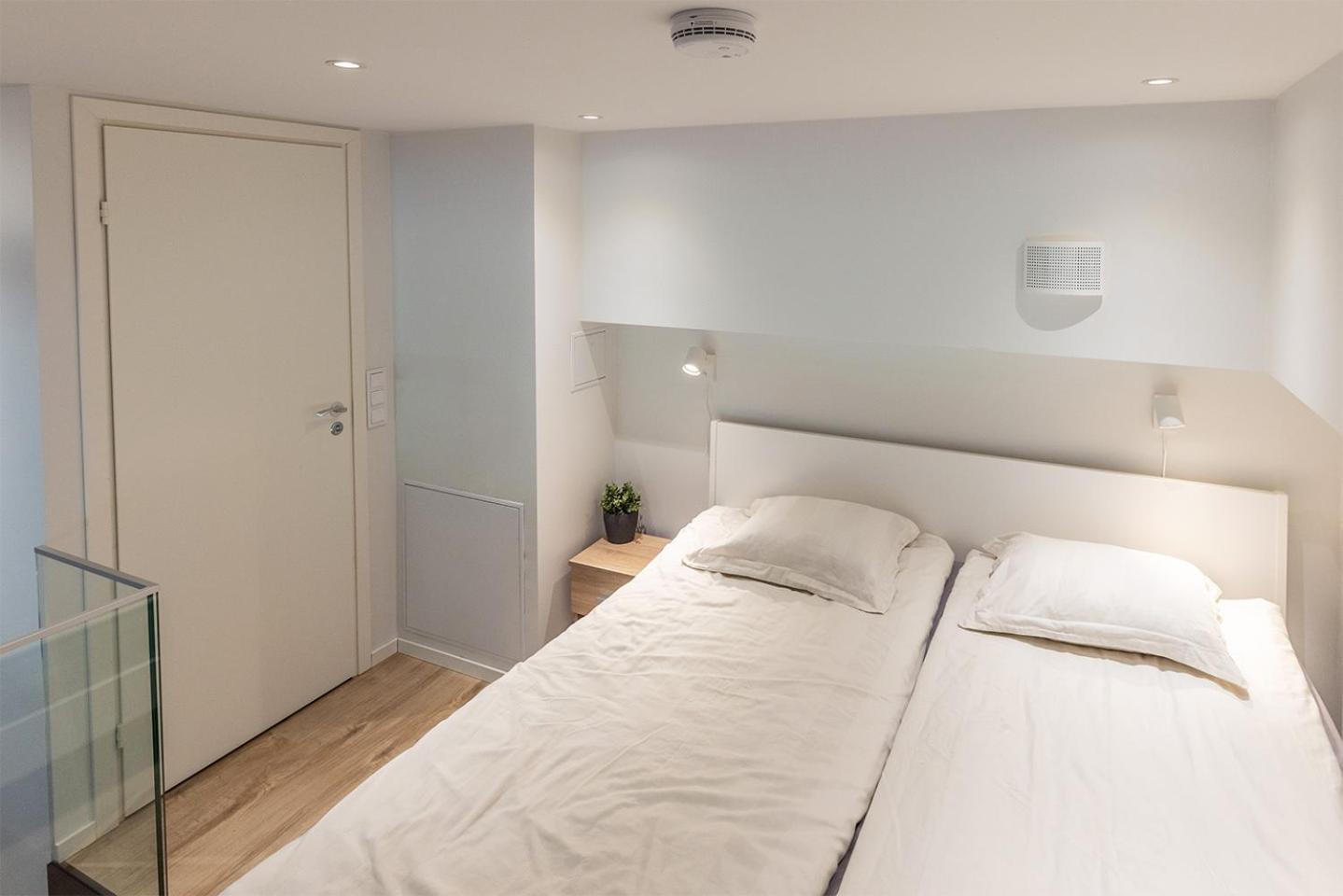 Seaside Deluxe Loft - Beach, Free Parking & 10 min to Metro, photo 12