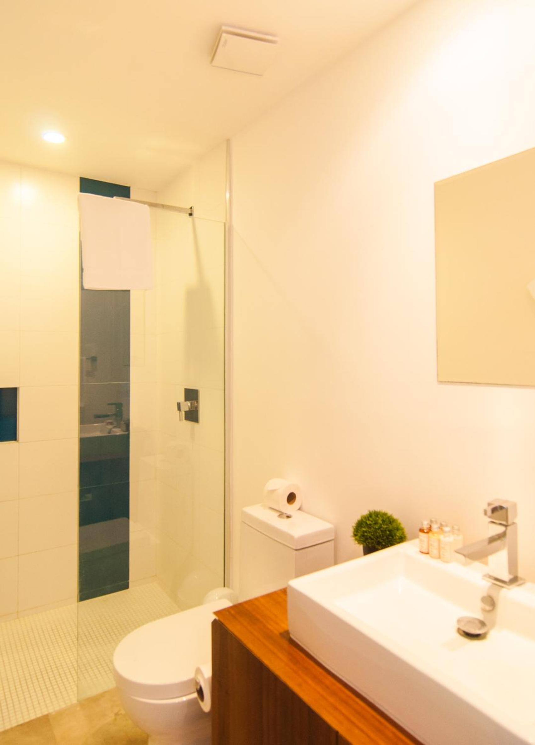 Kuxtal 3 Bedroom Downtown Apartment by Casago