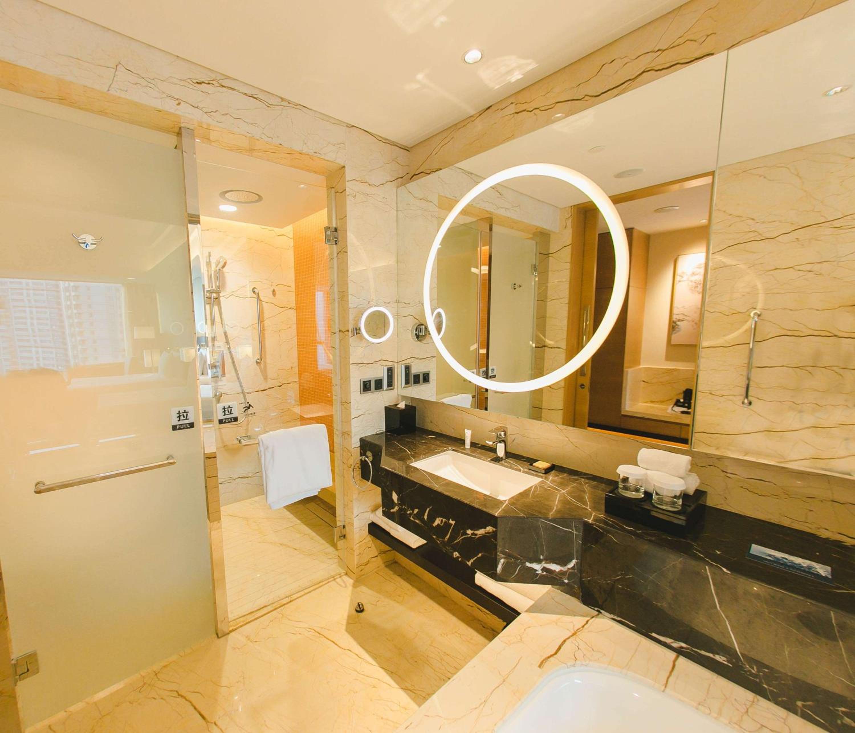 Yantai Vacations - Hilton Yantai Golden Coast - Property Image 11