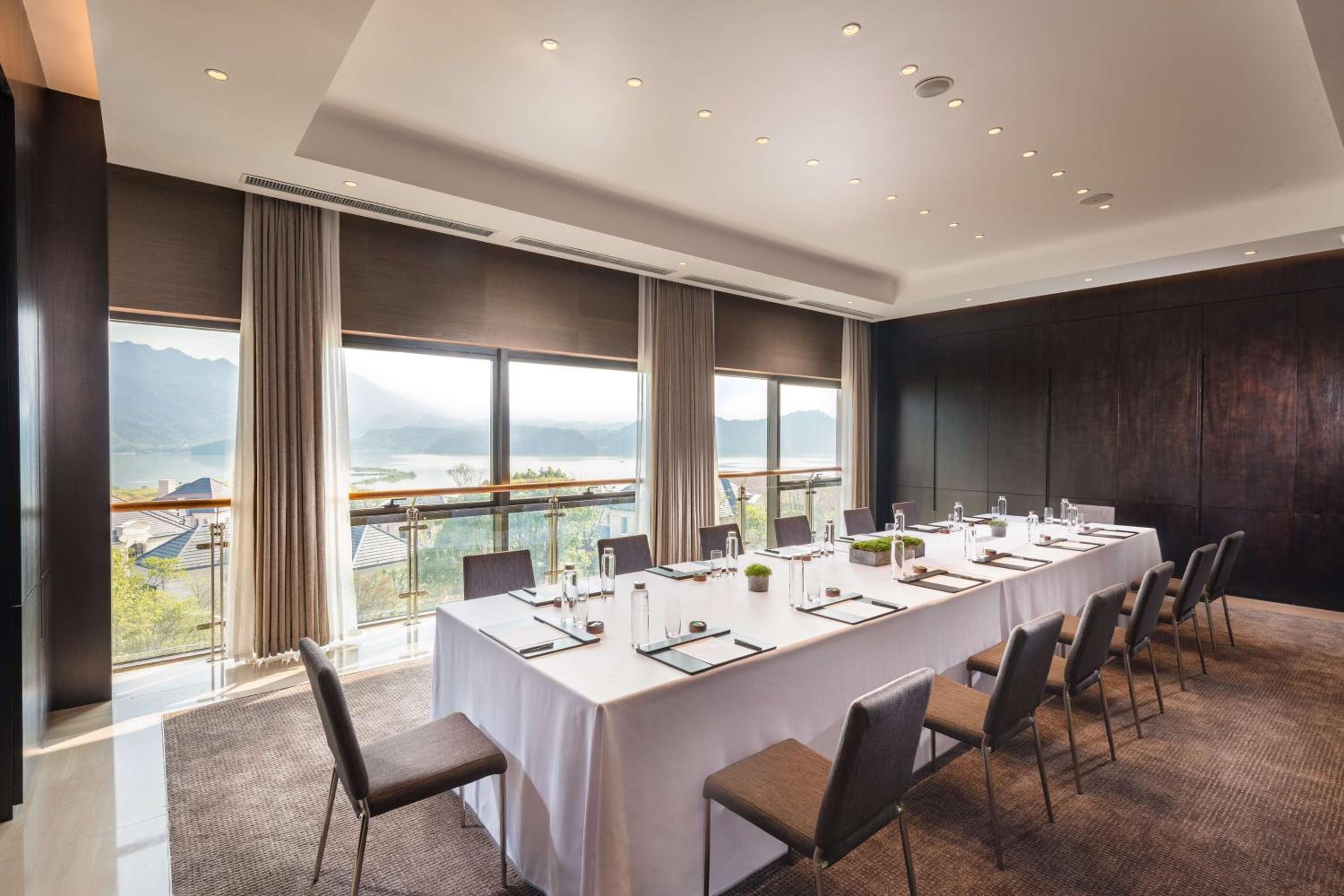Conrad Hangzhou Tonglu