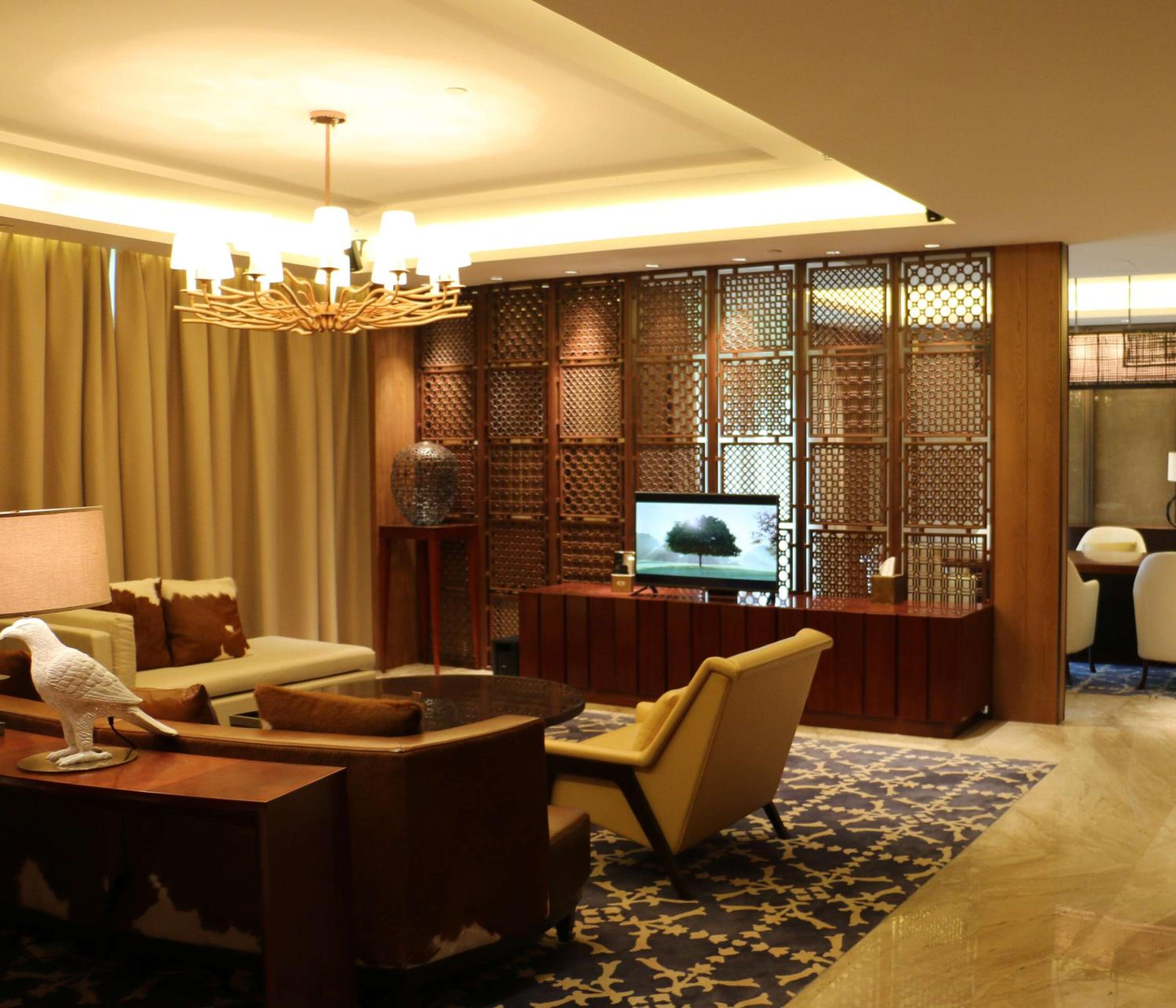 DoubleTree by Hilton Haikou Chengmai