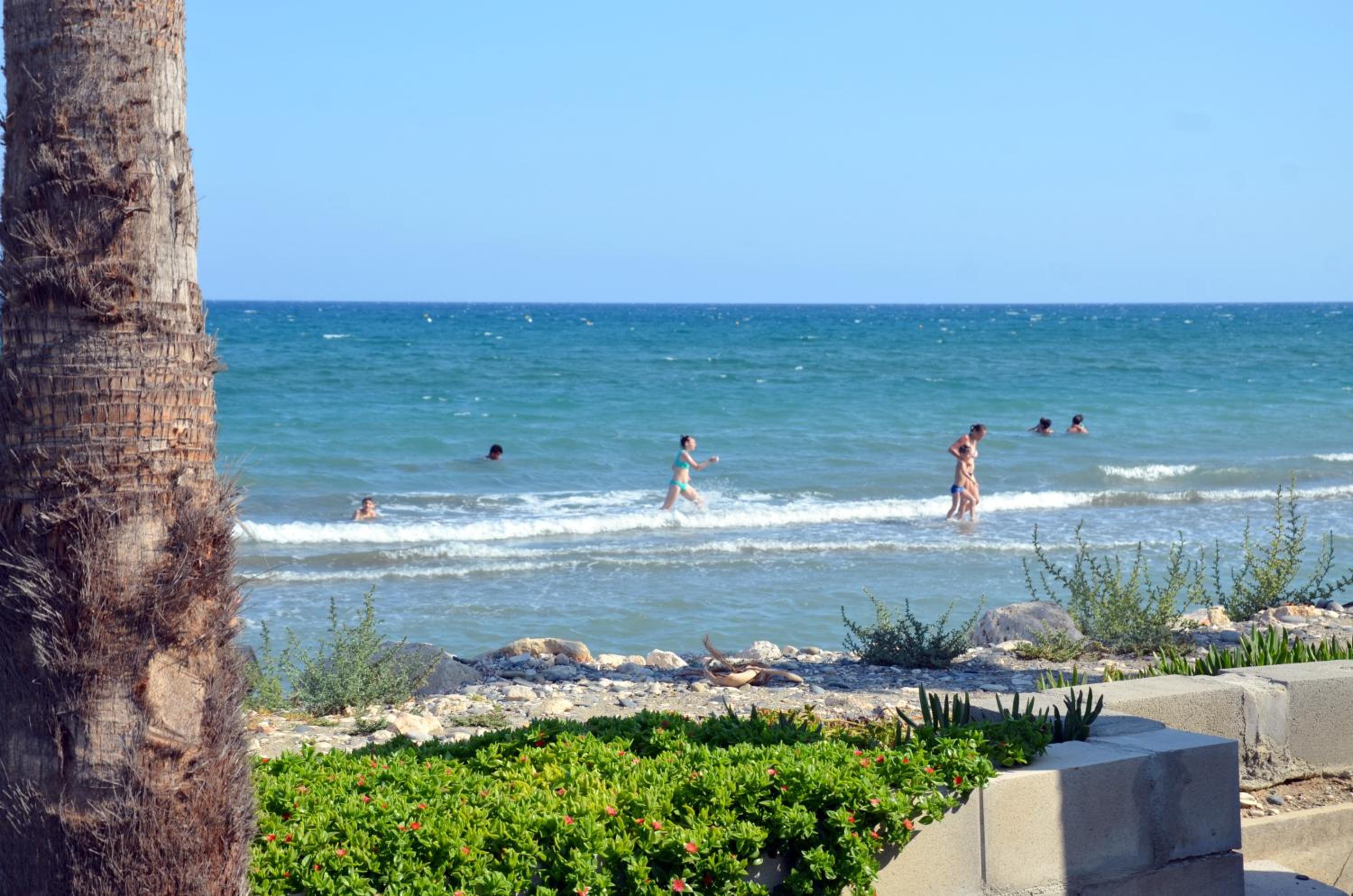 Meneou Blu Beach House*