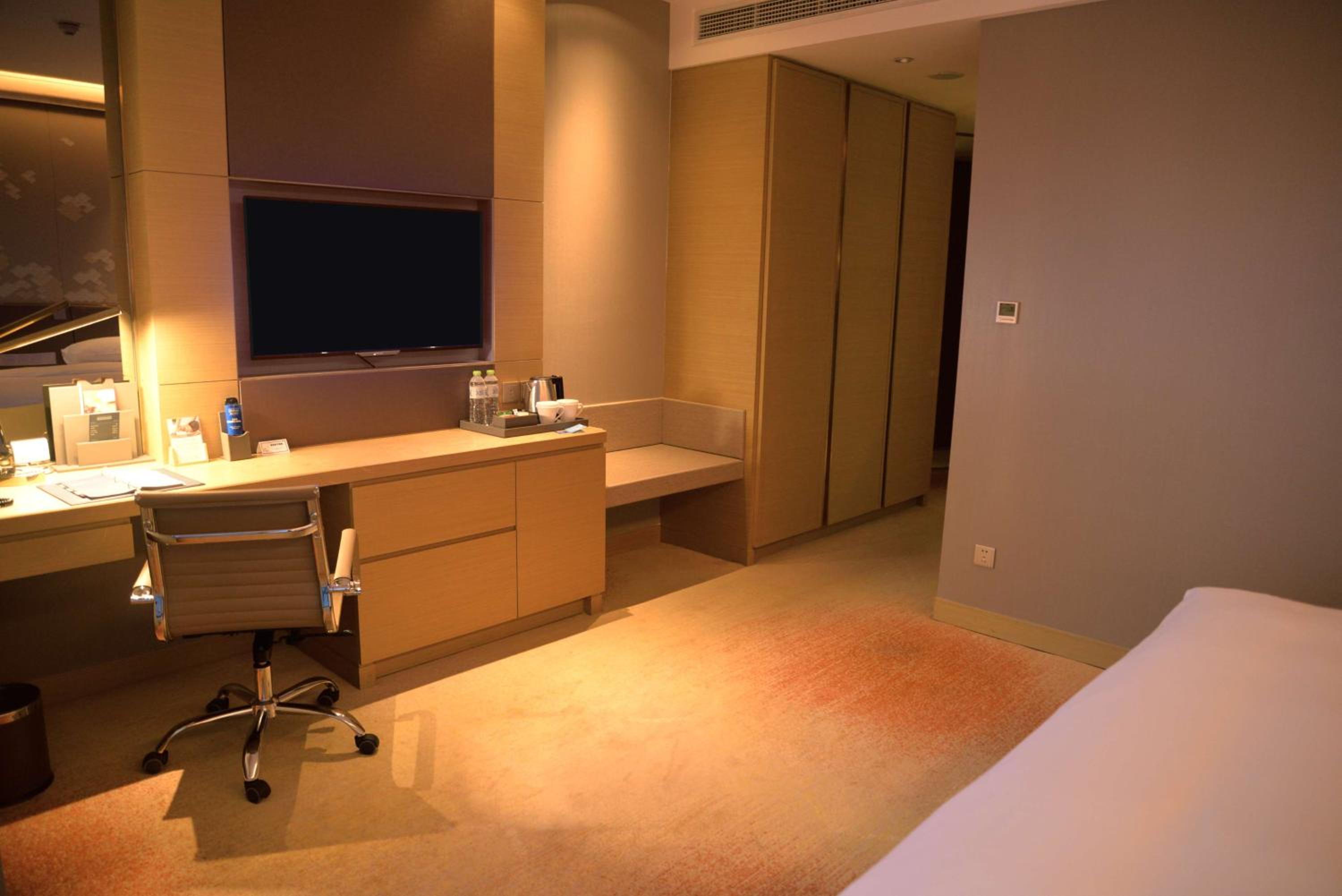 Yantai Vacations - Hilton Yantai - Property Image 6