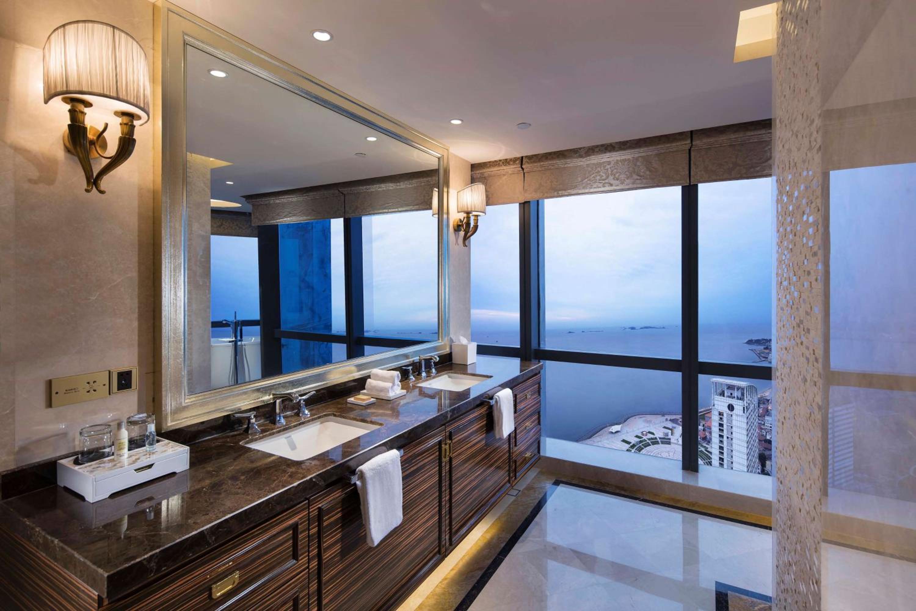 Yantai Vacations - Hilton Yantai - Property Image 12