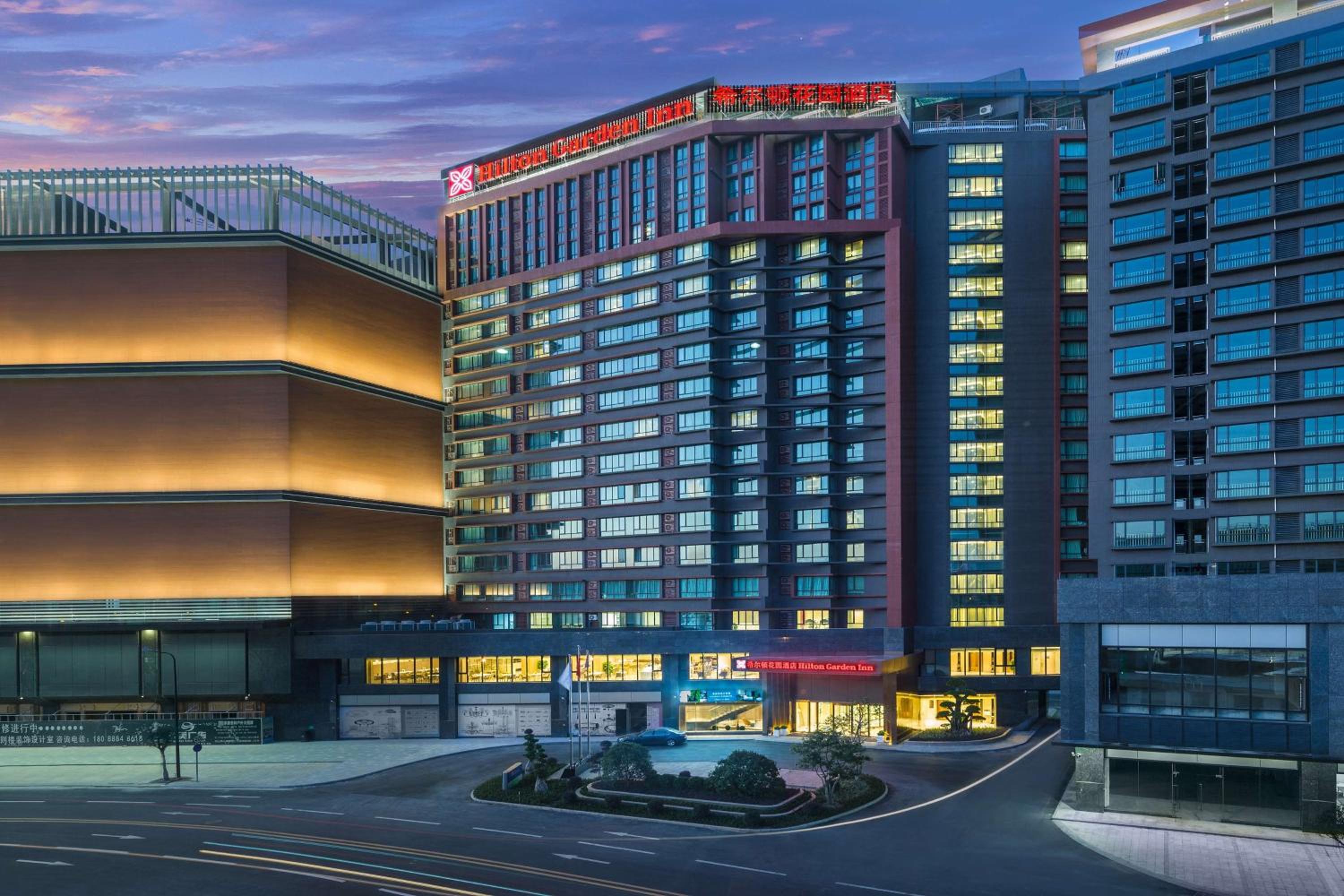Zhongshan Vacations - Hilton Garden Inn Zhongshan Guzhen - Property Image 1