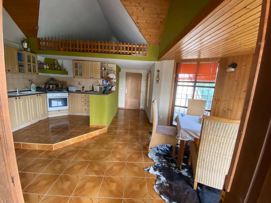 VILLA Sebe