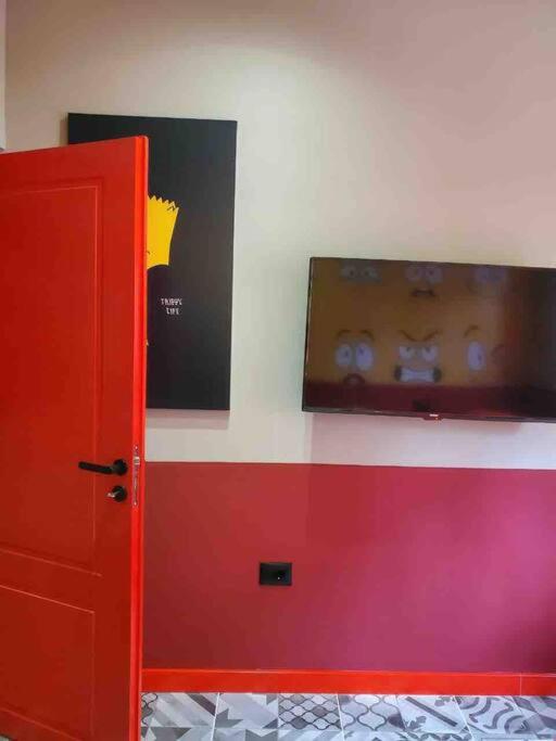 EMOJI house