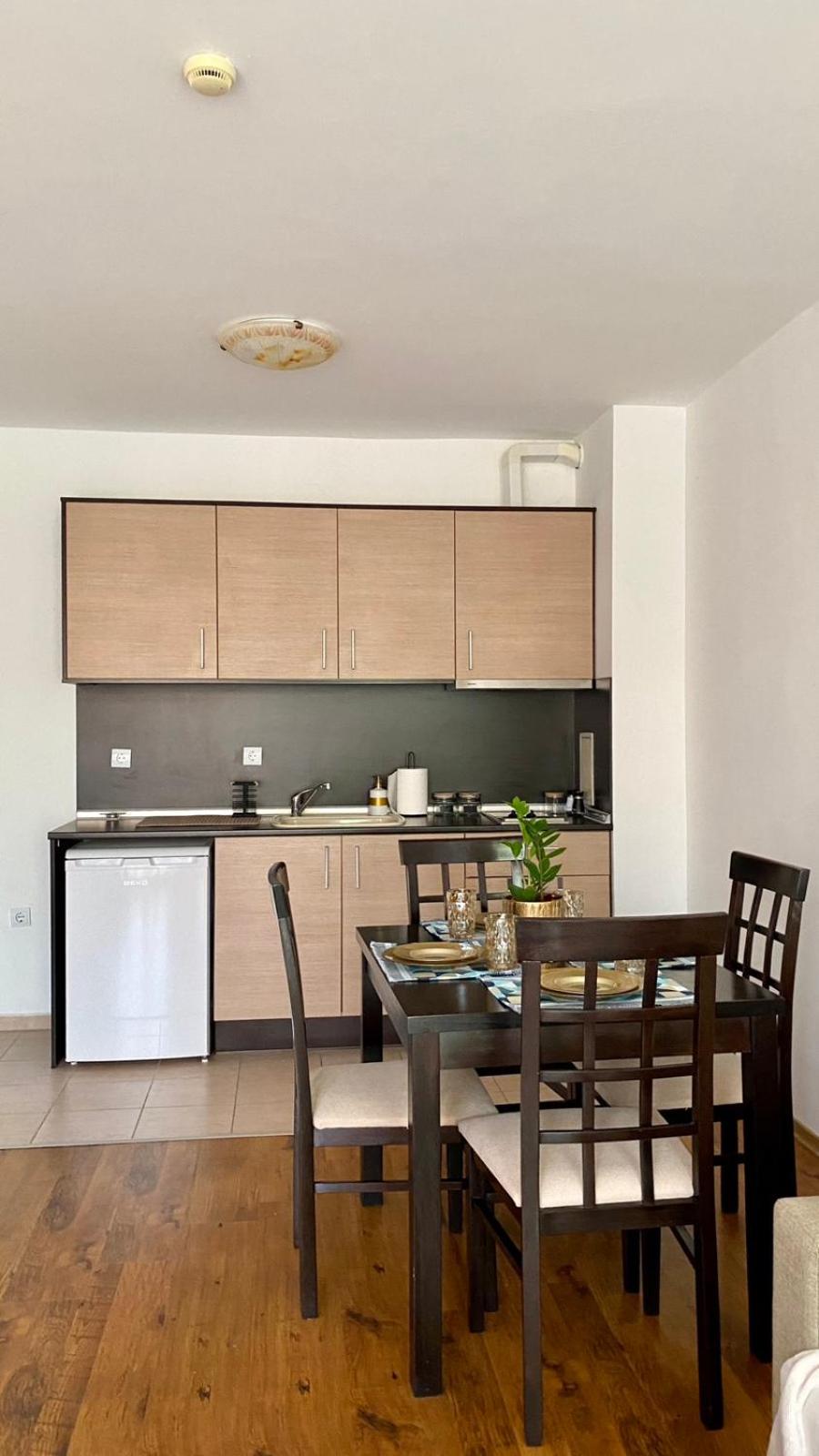EMA Elegant Marina Apartment near Pomorie and Nesebar