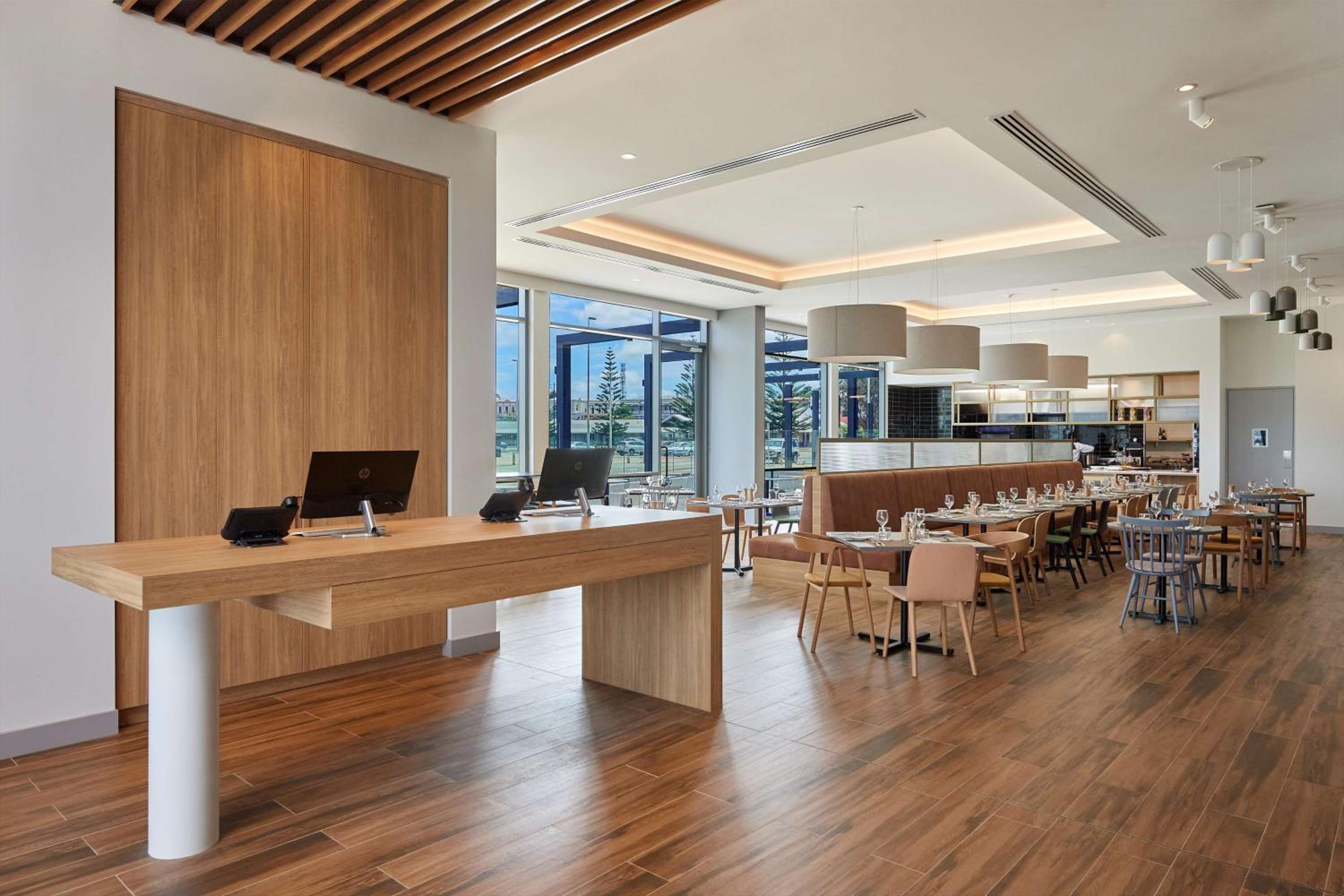 Albany Vacations - Hilton Garden Inn Albany, WA - Property Image 2