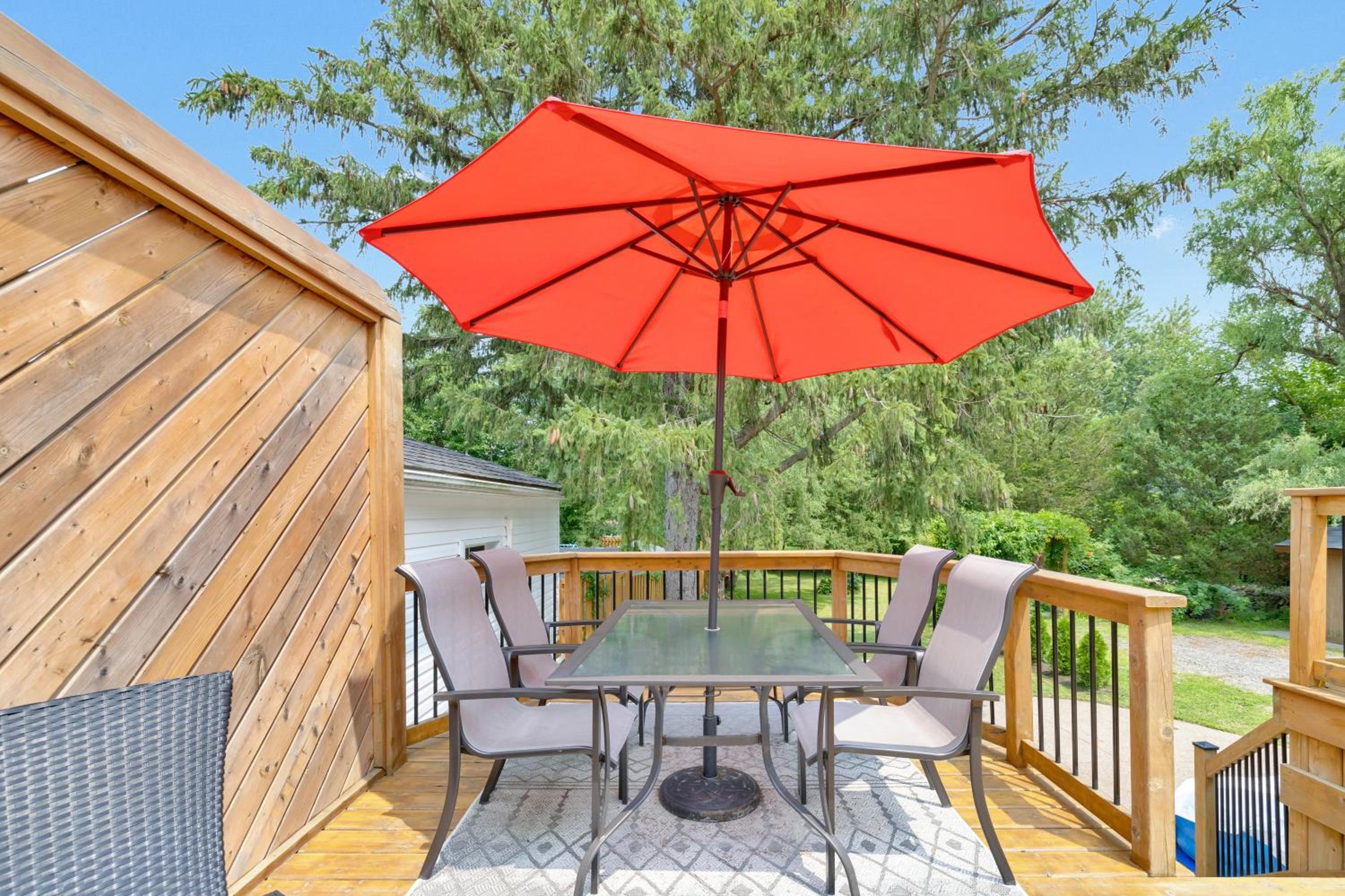 Cozy Kingsville Country Home Guest House