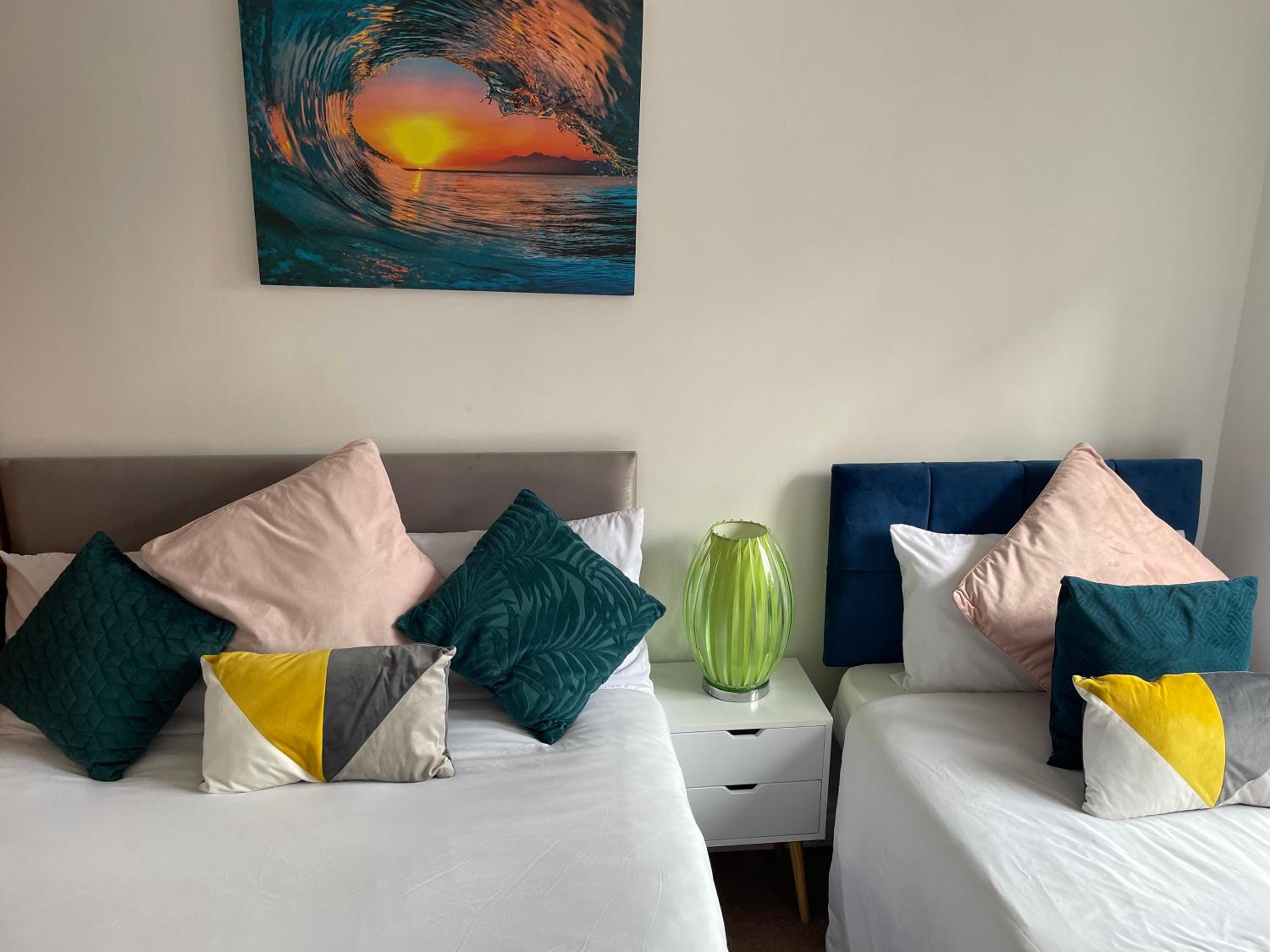 Free Allocated Parking-Mayfair Court view 5