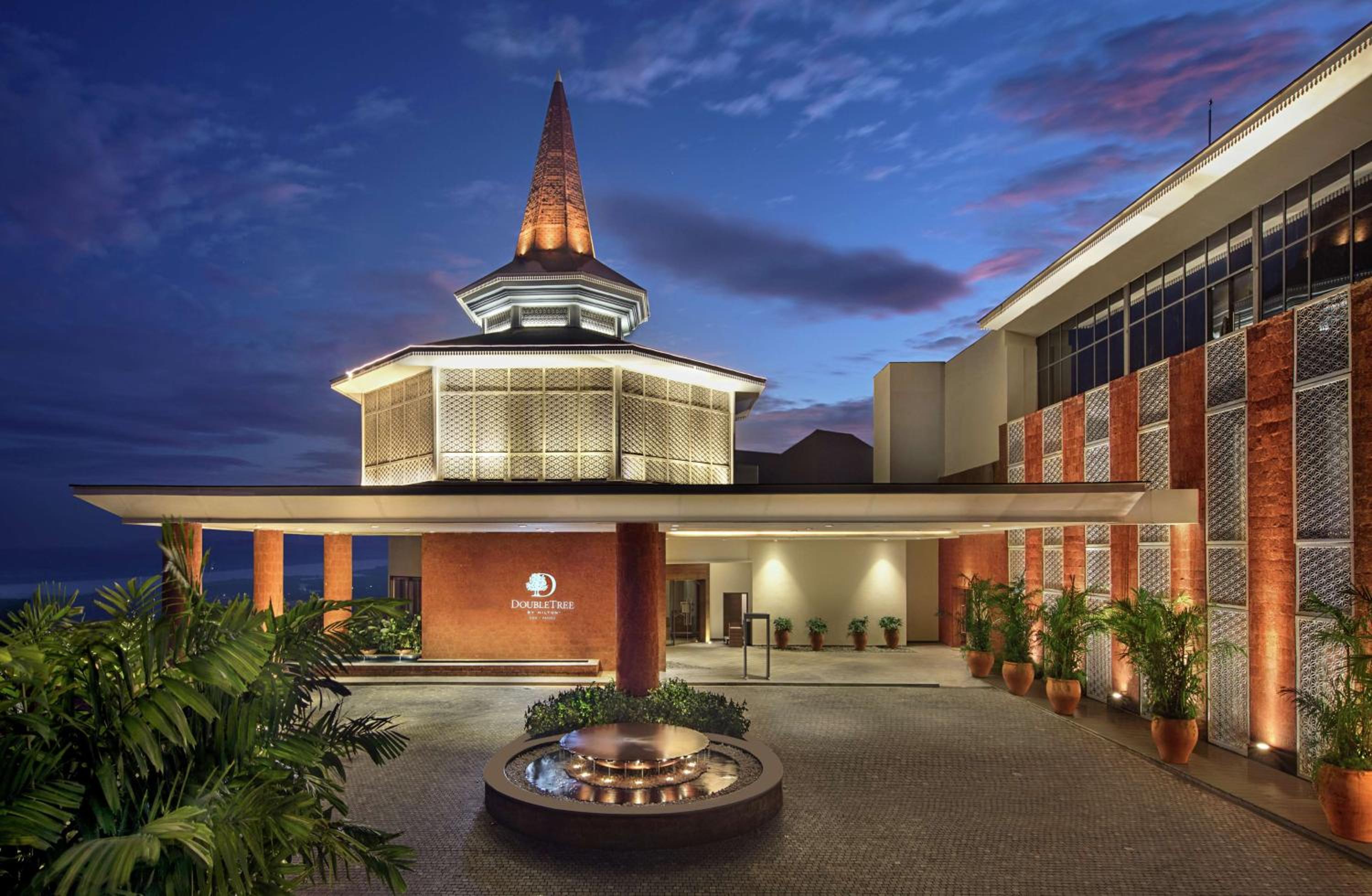 DoubleTree by Hilton Goa - Panaji