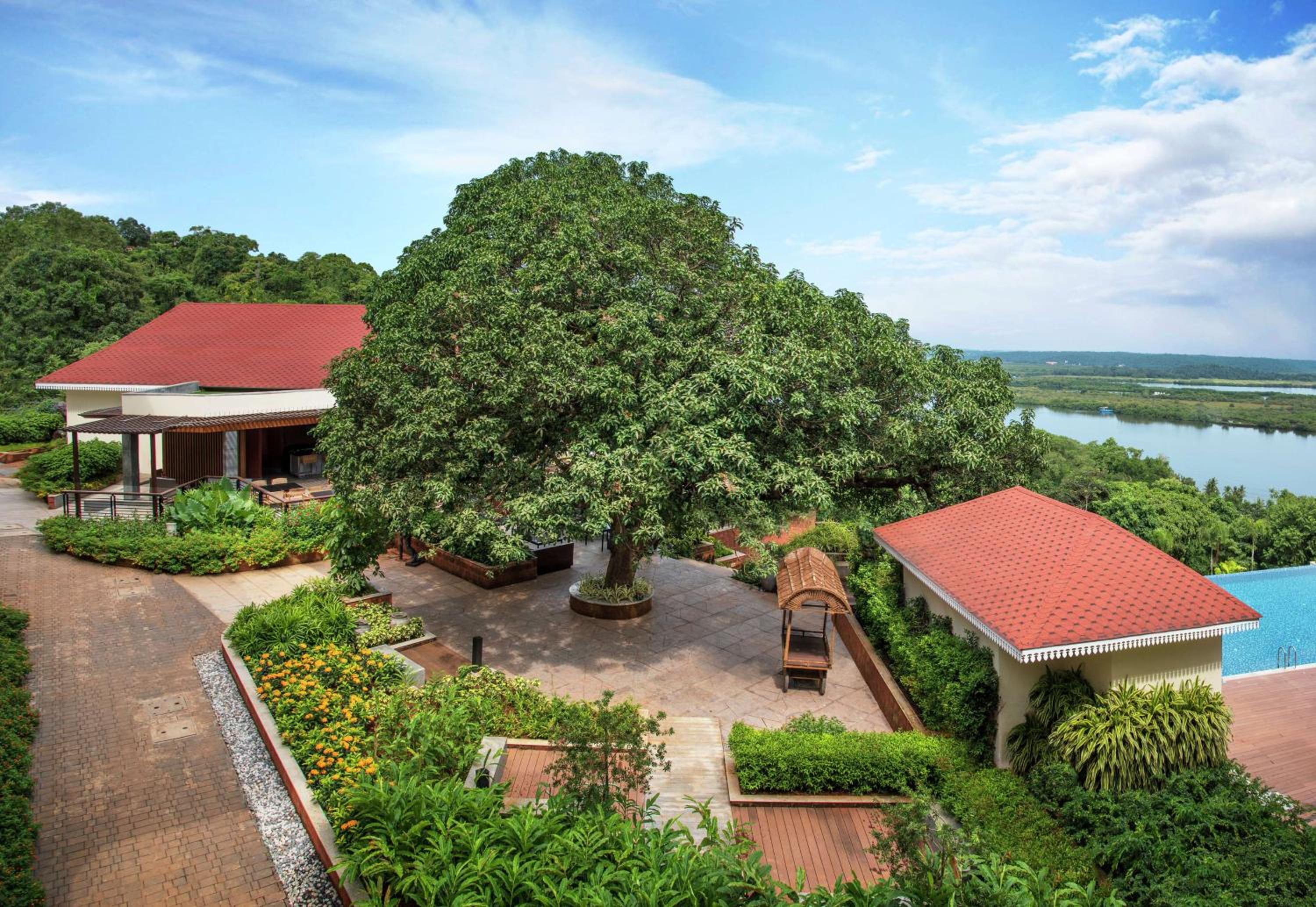 DoubleTree by Hilton Goa - Panaji