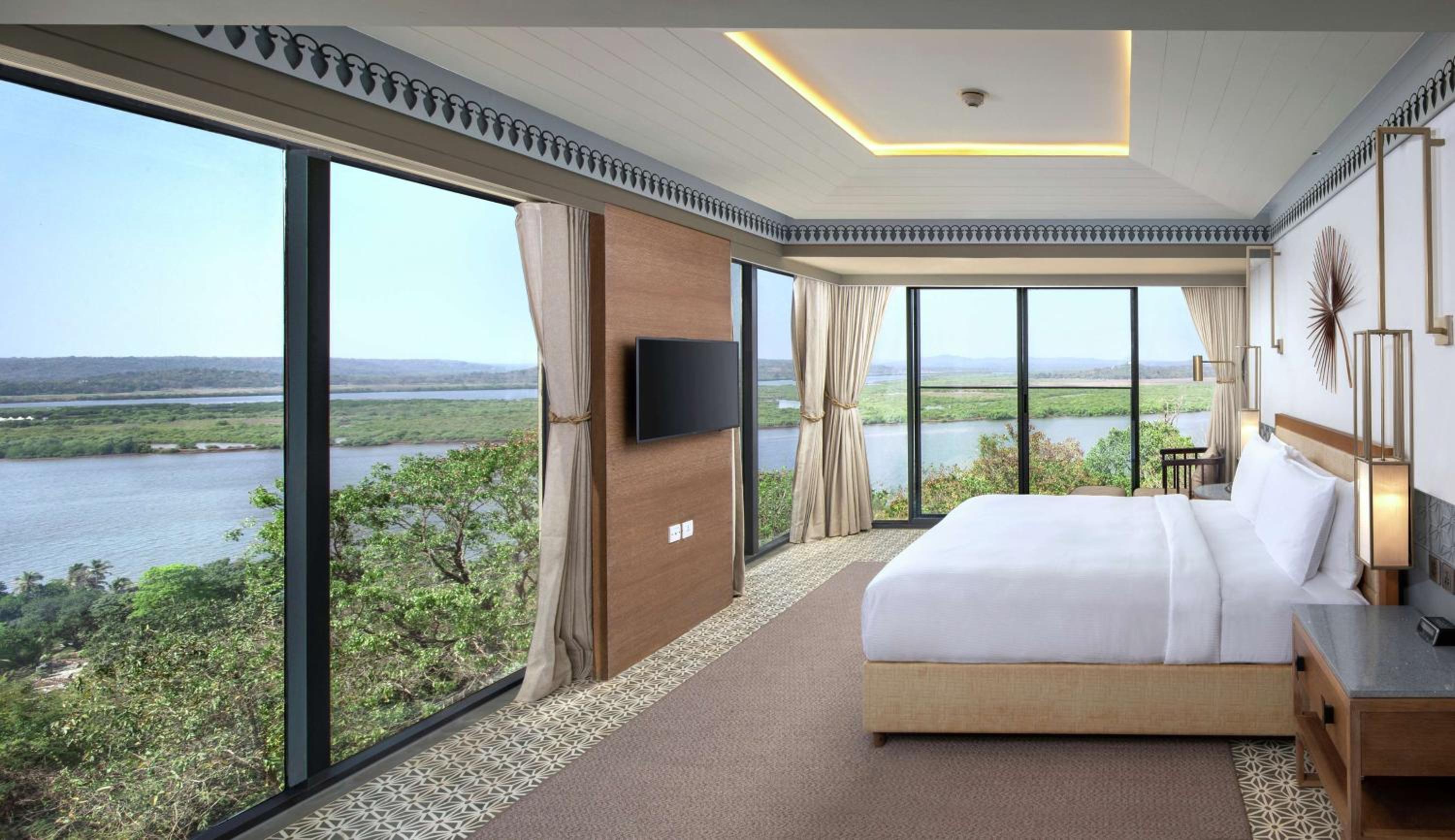 DoubleTree by Hilton Goa - Panaji