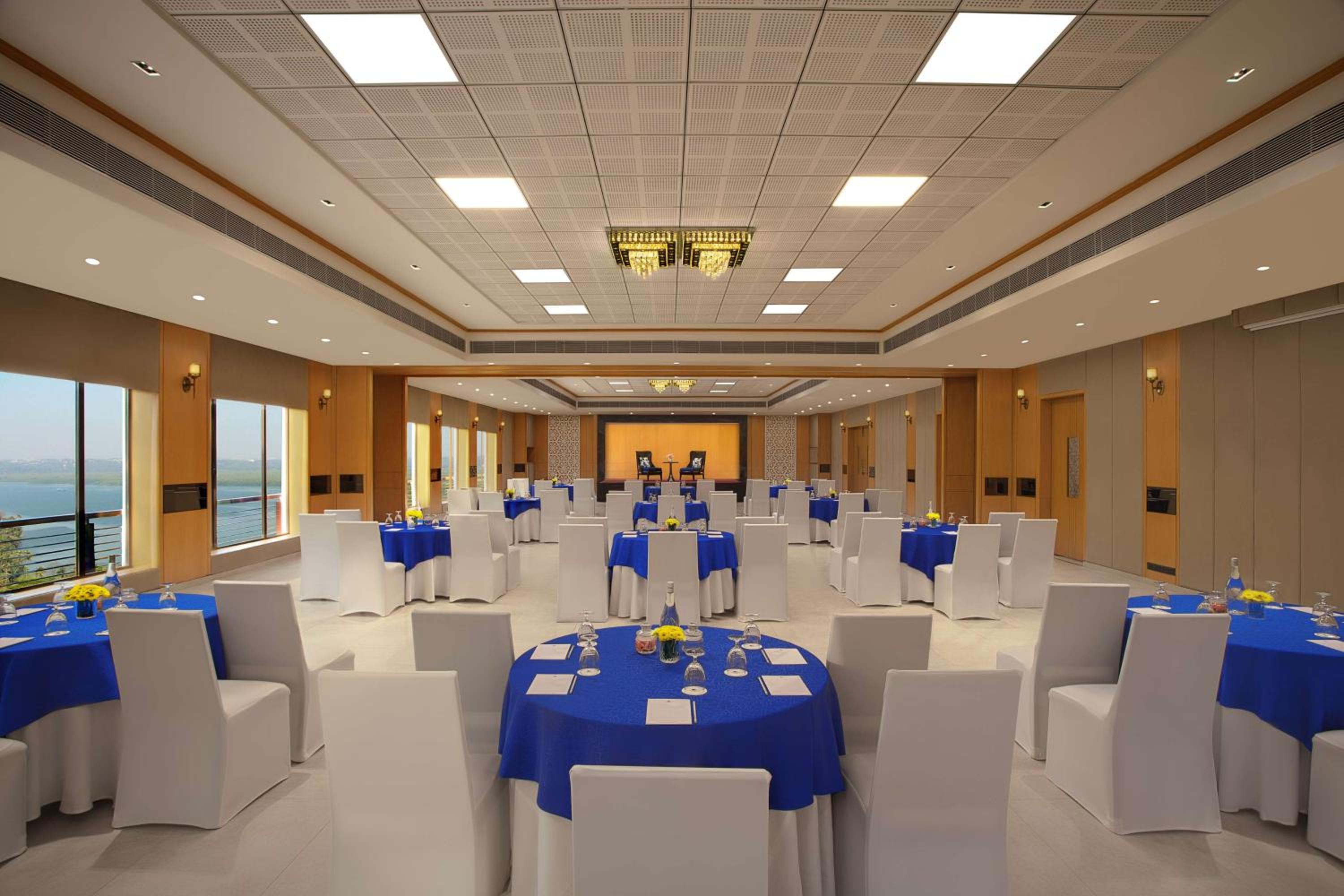 DoubleTree by Hilton Goa - Panaji