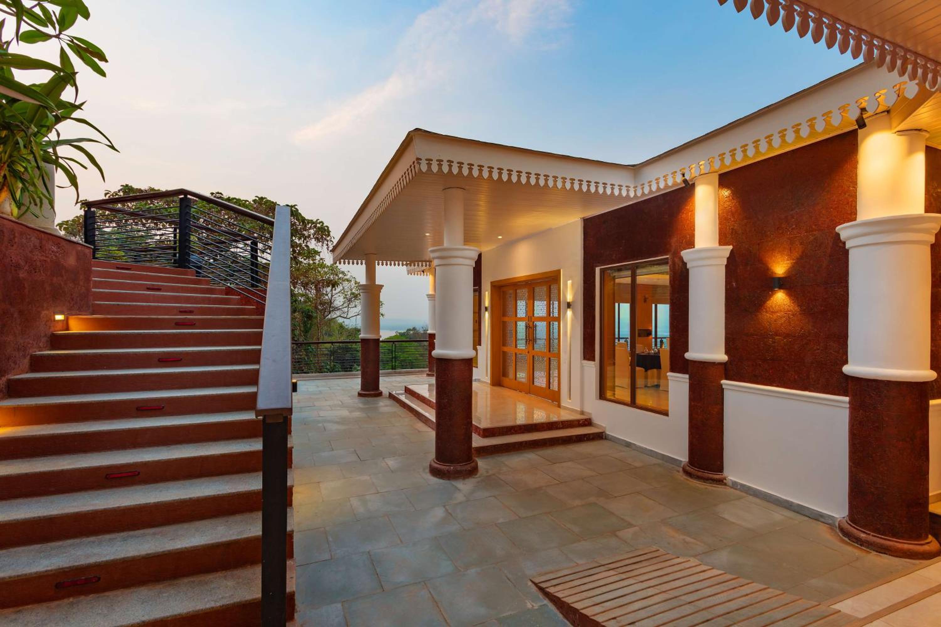 DoubleTree by Hilton Goa - Panaji
