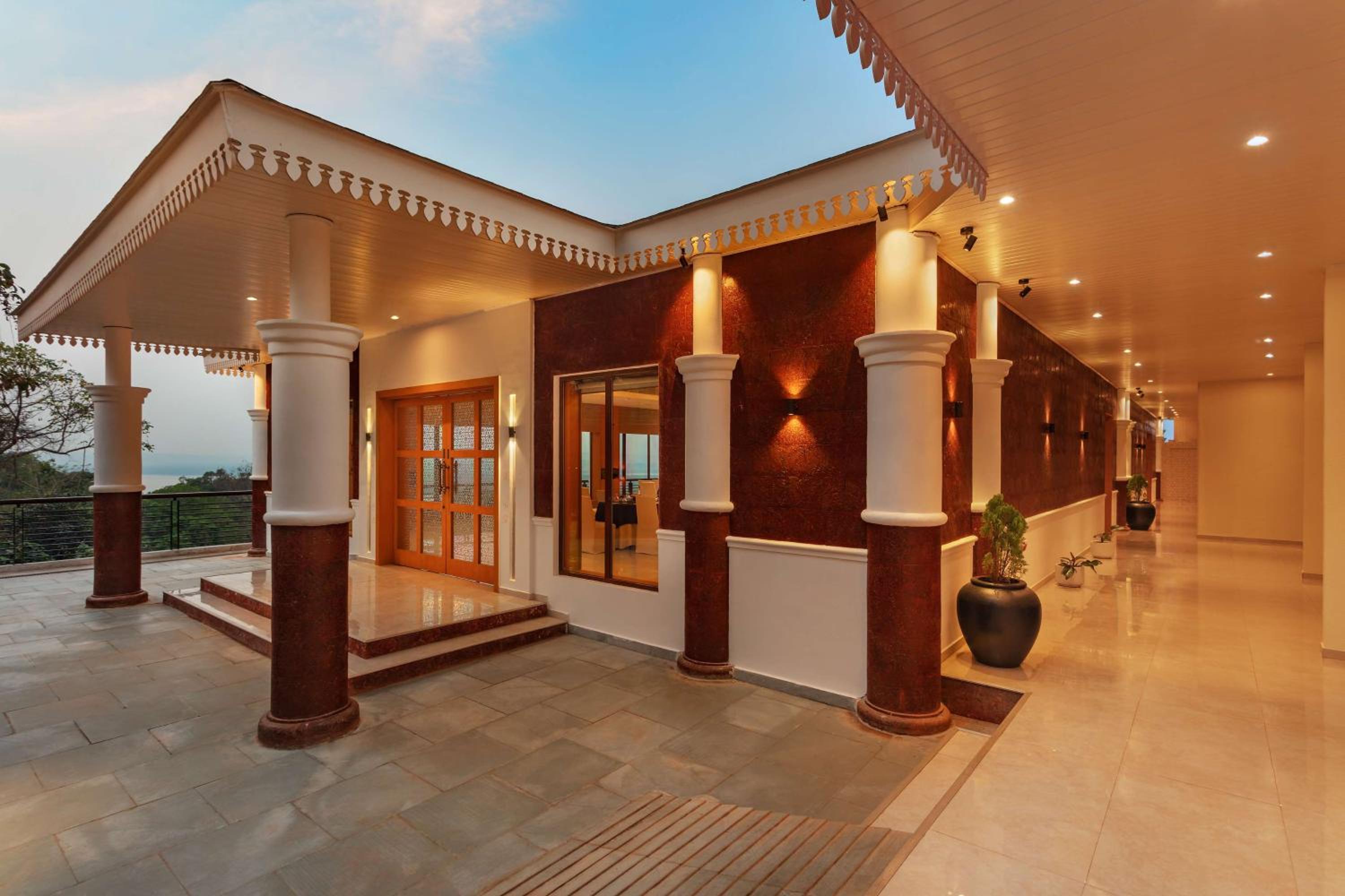 DoubleTree by Hilton Goa - Panaji
