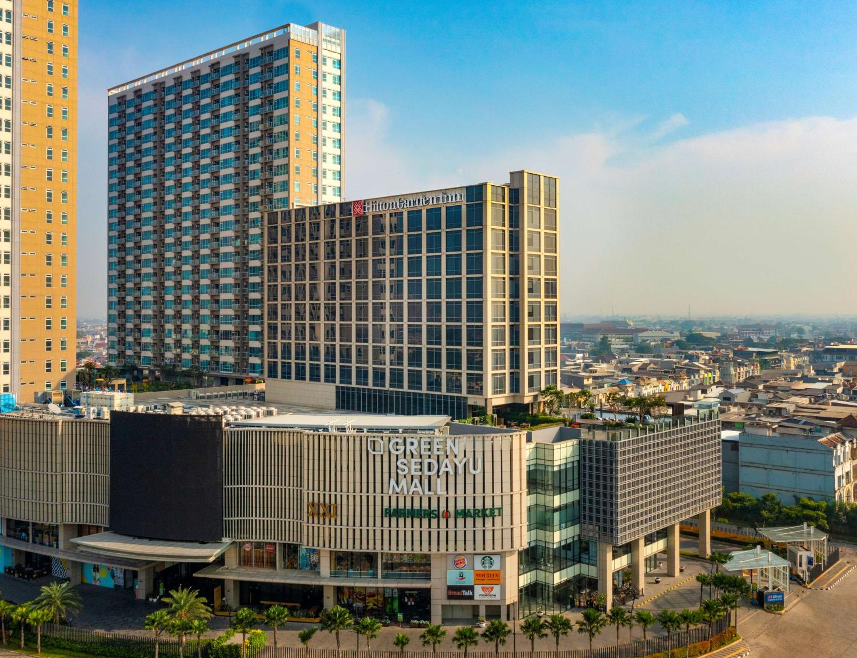 Hotel Hilton Garden Inn Jakarta Taman Palem - Image 1