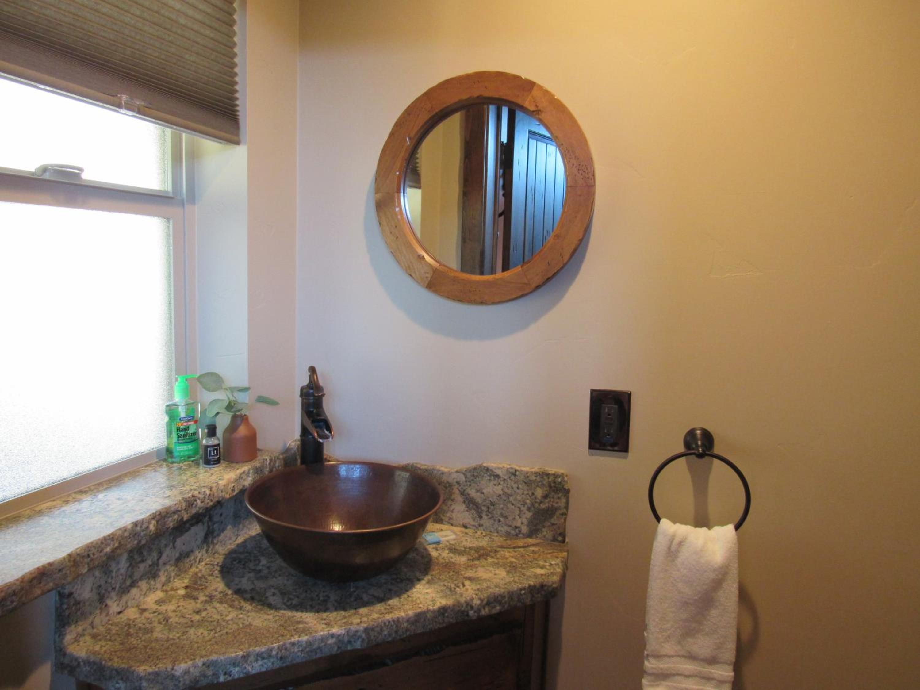 Photo 12