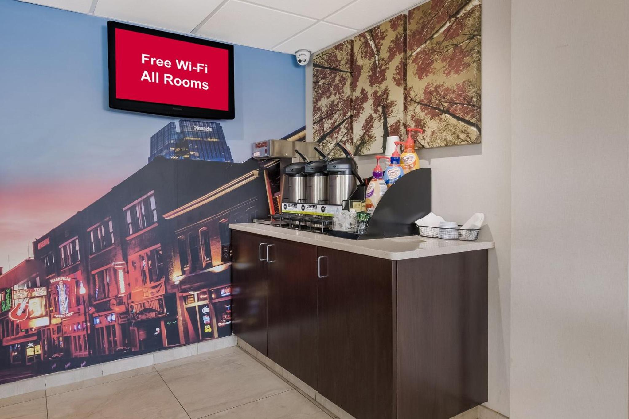 Red Roof Inn PLUS Nashville Airport - Property Image 26