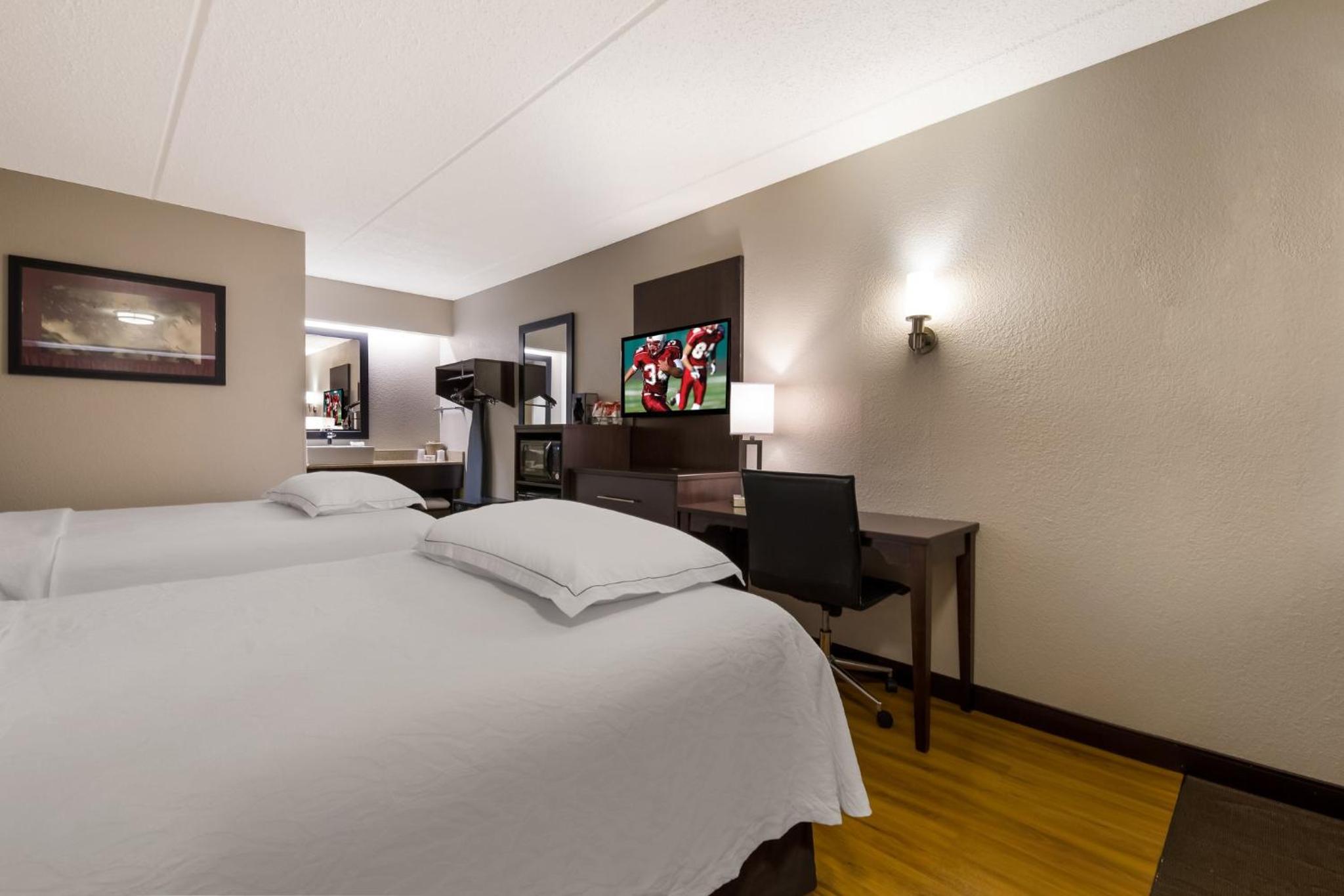 Red Roof Inn PLUS Nashville Airport - Property Image 30