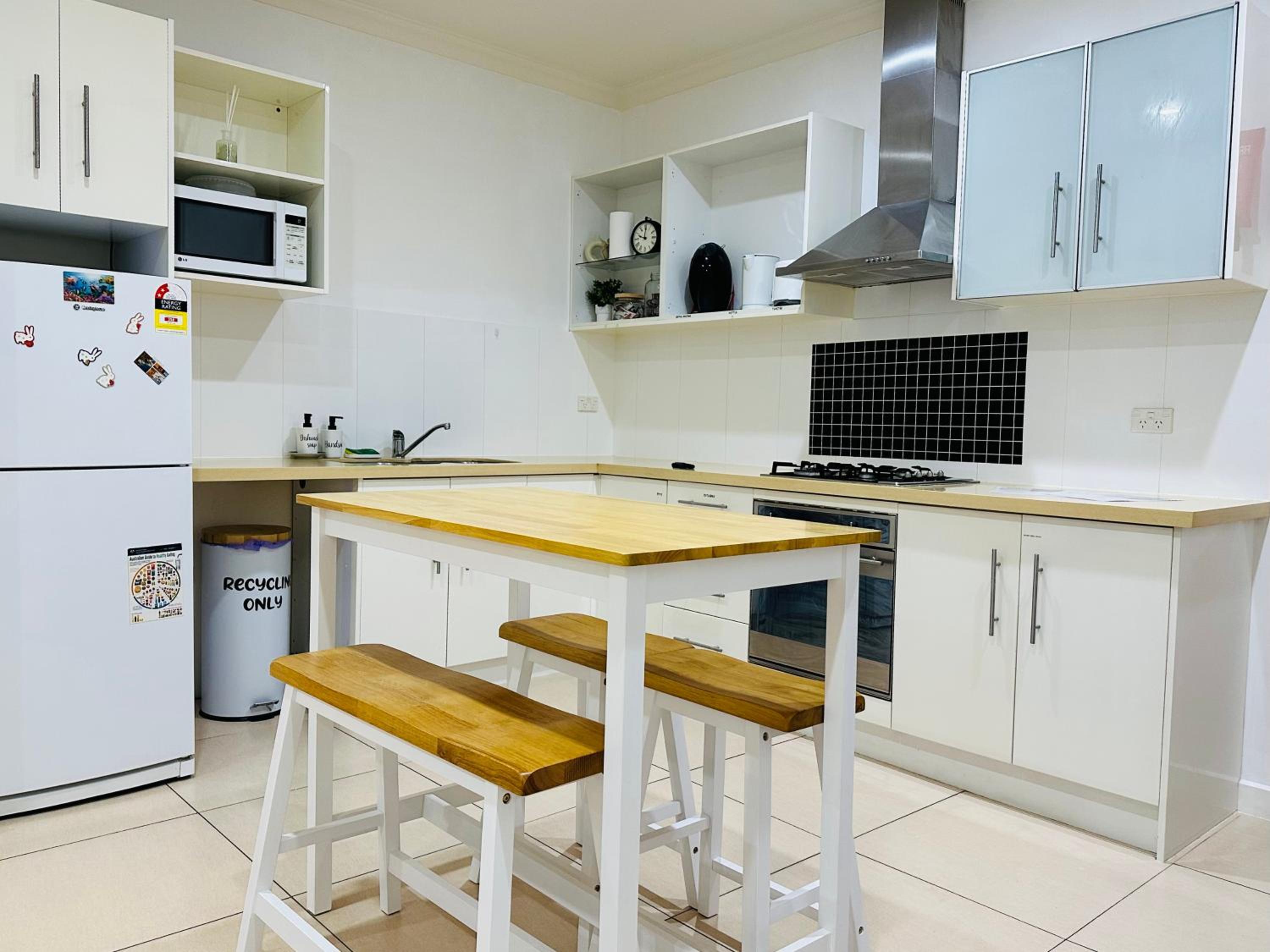 Bundled Bliss 2 bedroom Condo in Adelaide CBD