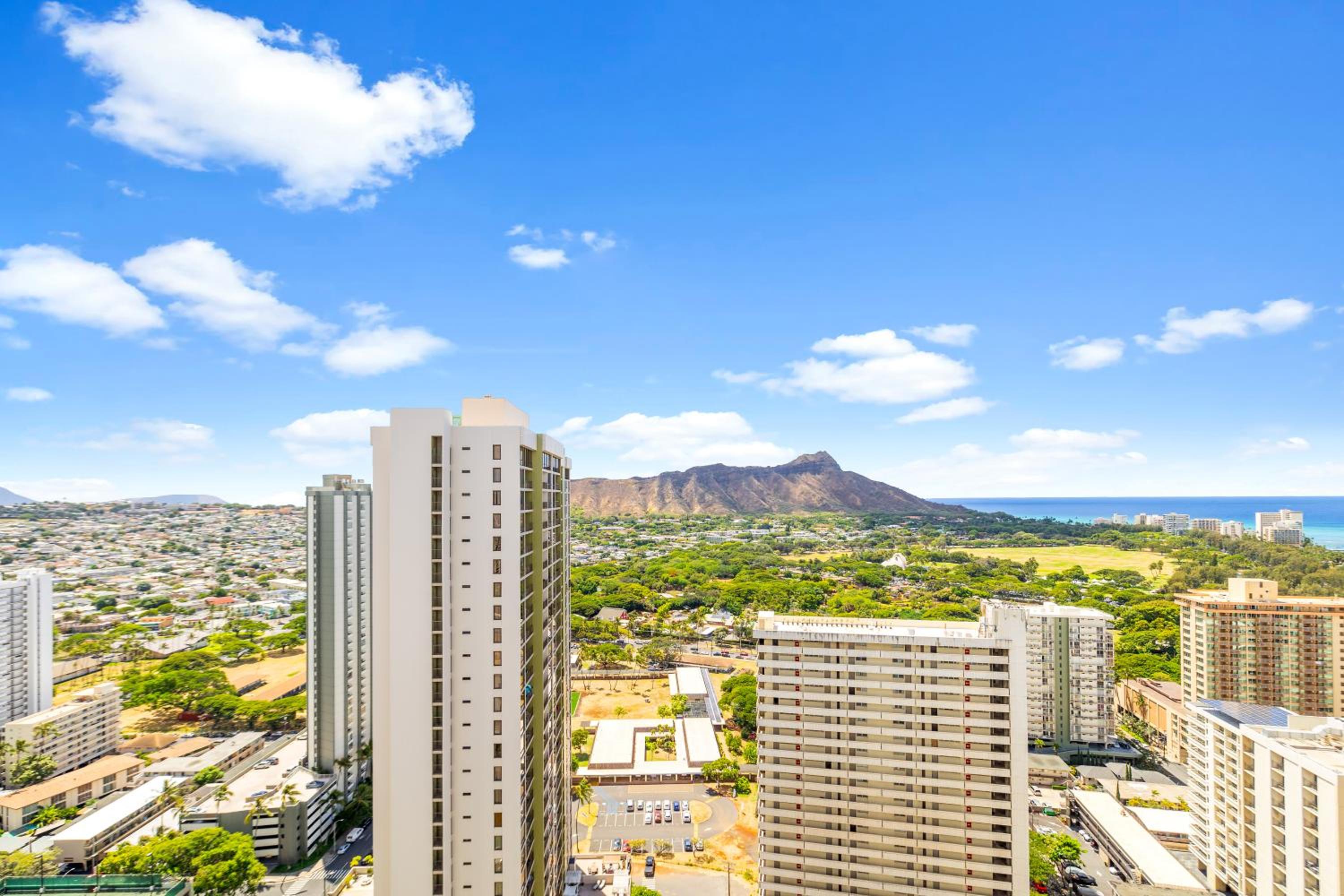 Hotel Diamond Head Dreams Beach Condo with Ocean View! - Image 1