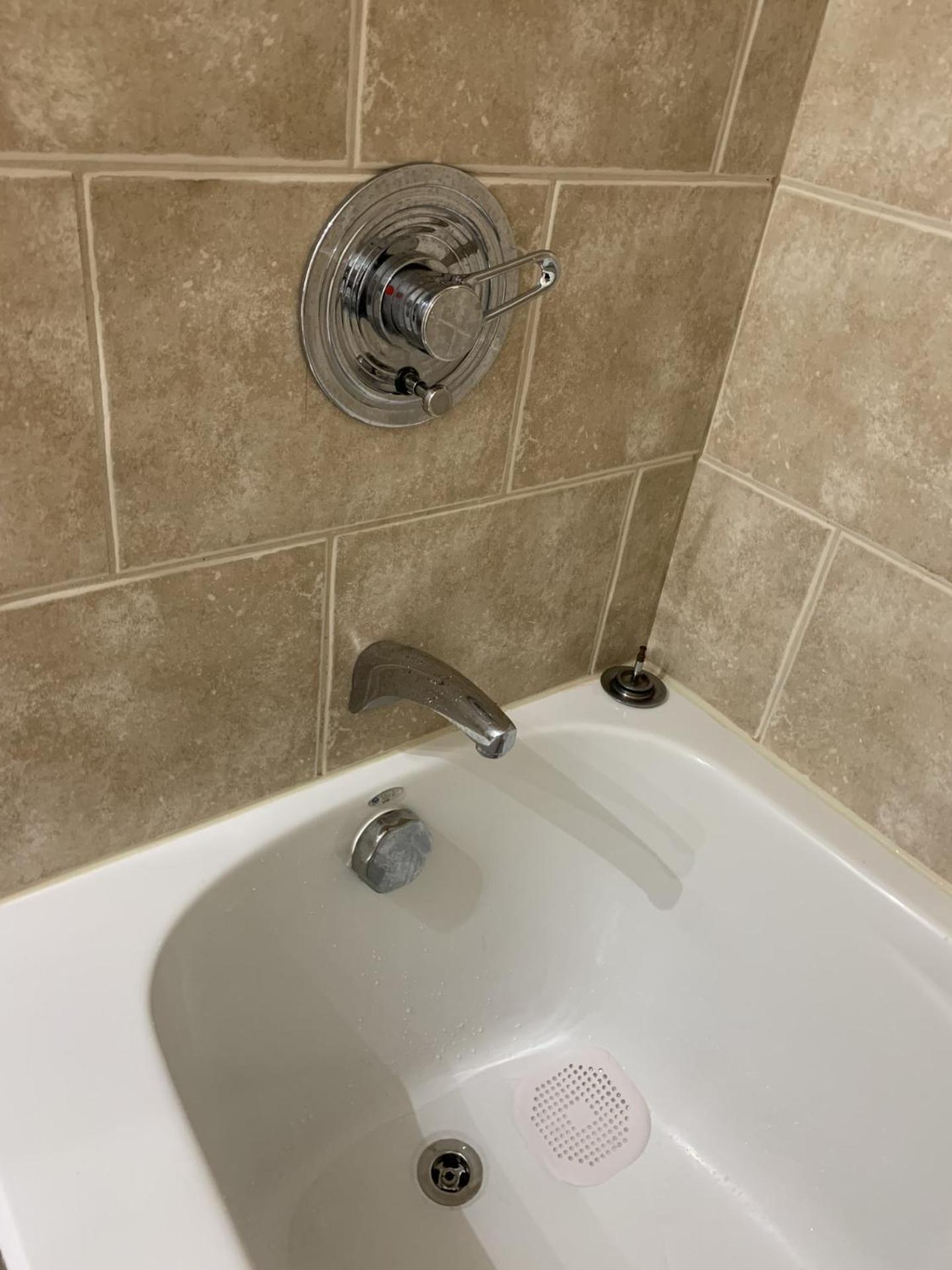 One Deluxe Bedroom Suite in Midtown