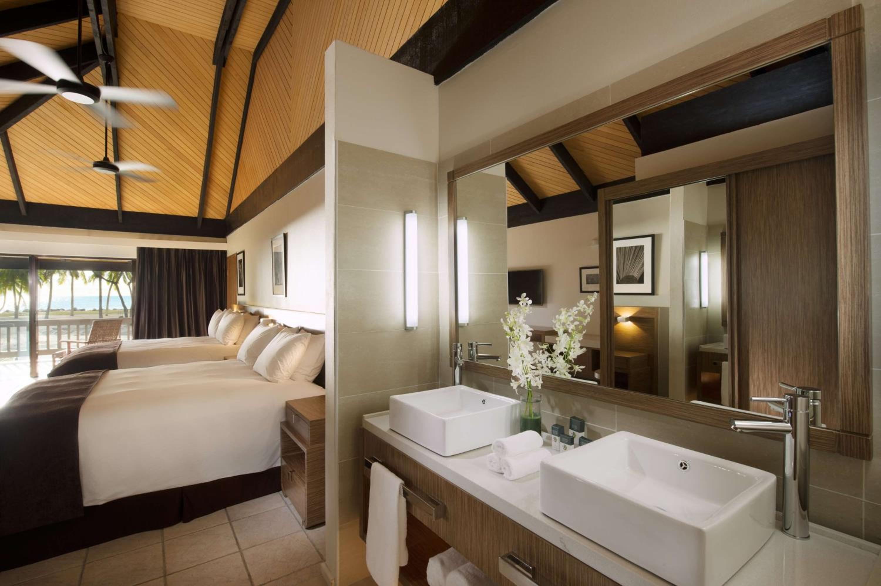 DoubleTree by Hilton Fiji - Sonaisali Island - view 21