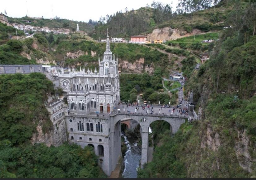 Apartamento de tres habitaciones, dos baños,garaje, en ipiales nariño, cerca a la frontera con ecuador