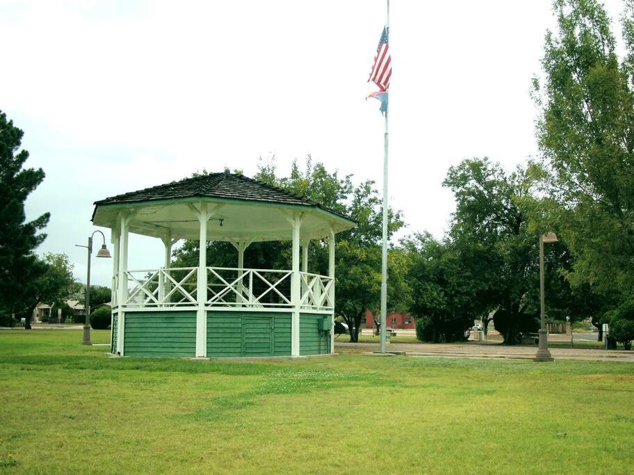 Photo 18