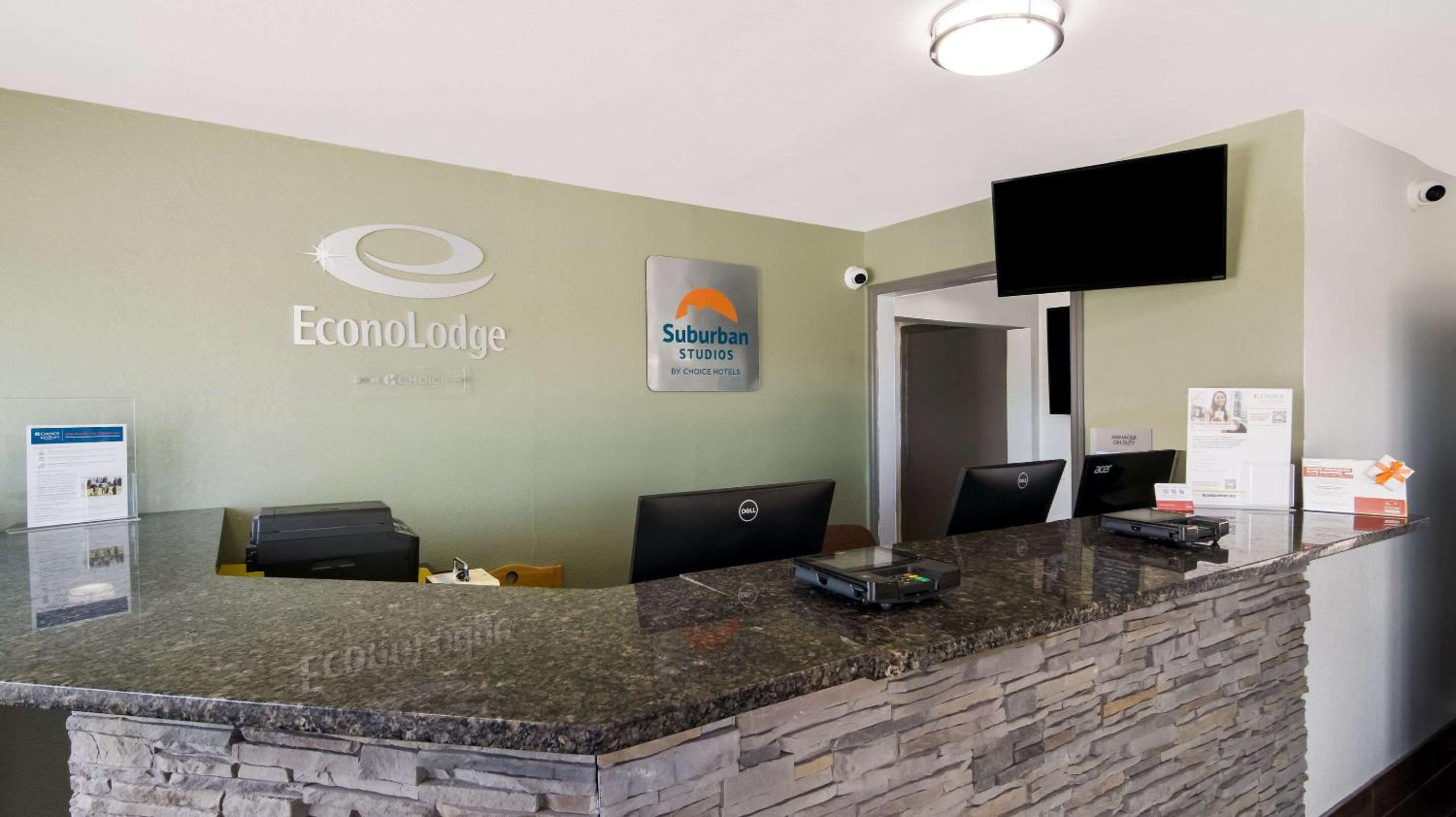 Econo Lodge Portage, Photo 10