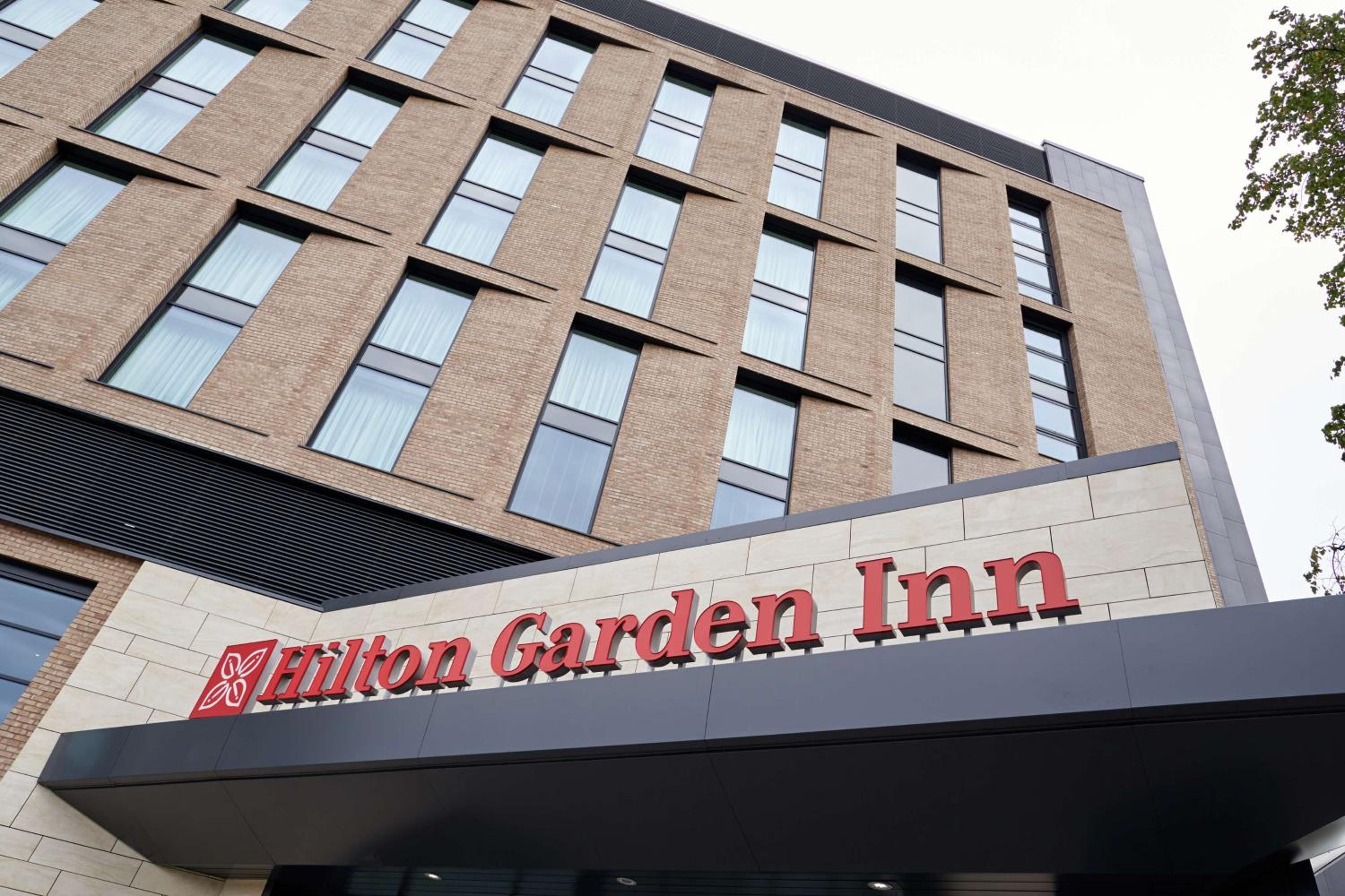 Doncaster Vacations - Hilton Garden Inn Doncaster Racecourse - Property Image 2