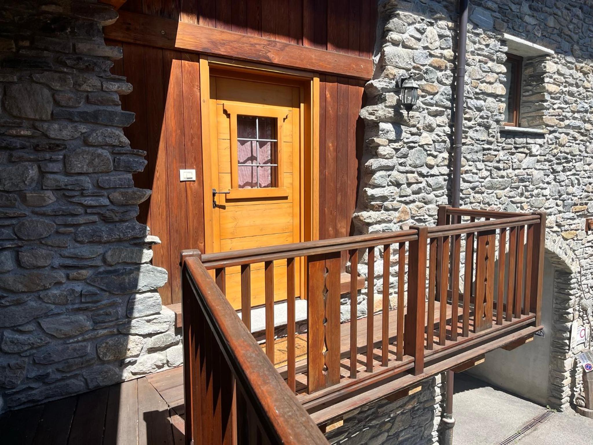 Champex Apartments