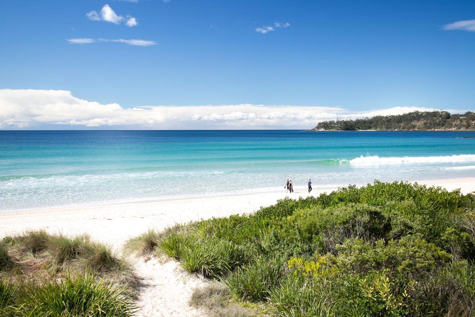 Barney's Beach House Narrawallee